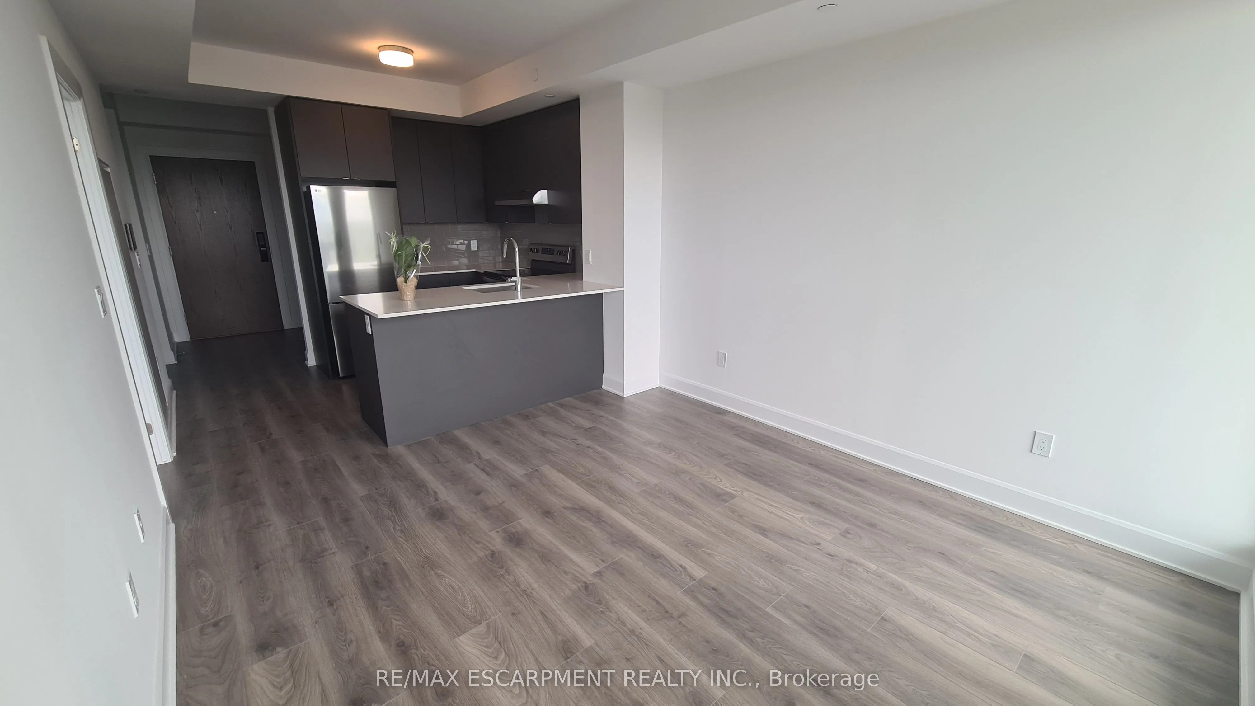 3240 William Coltson Avenue, #815