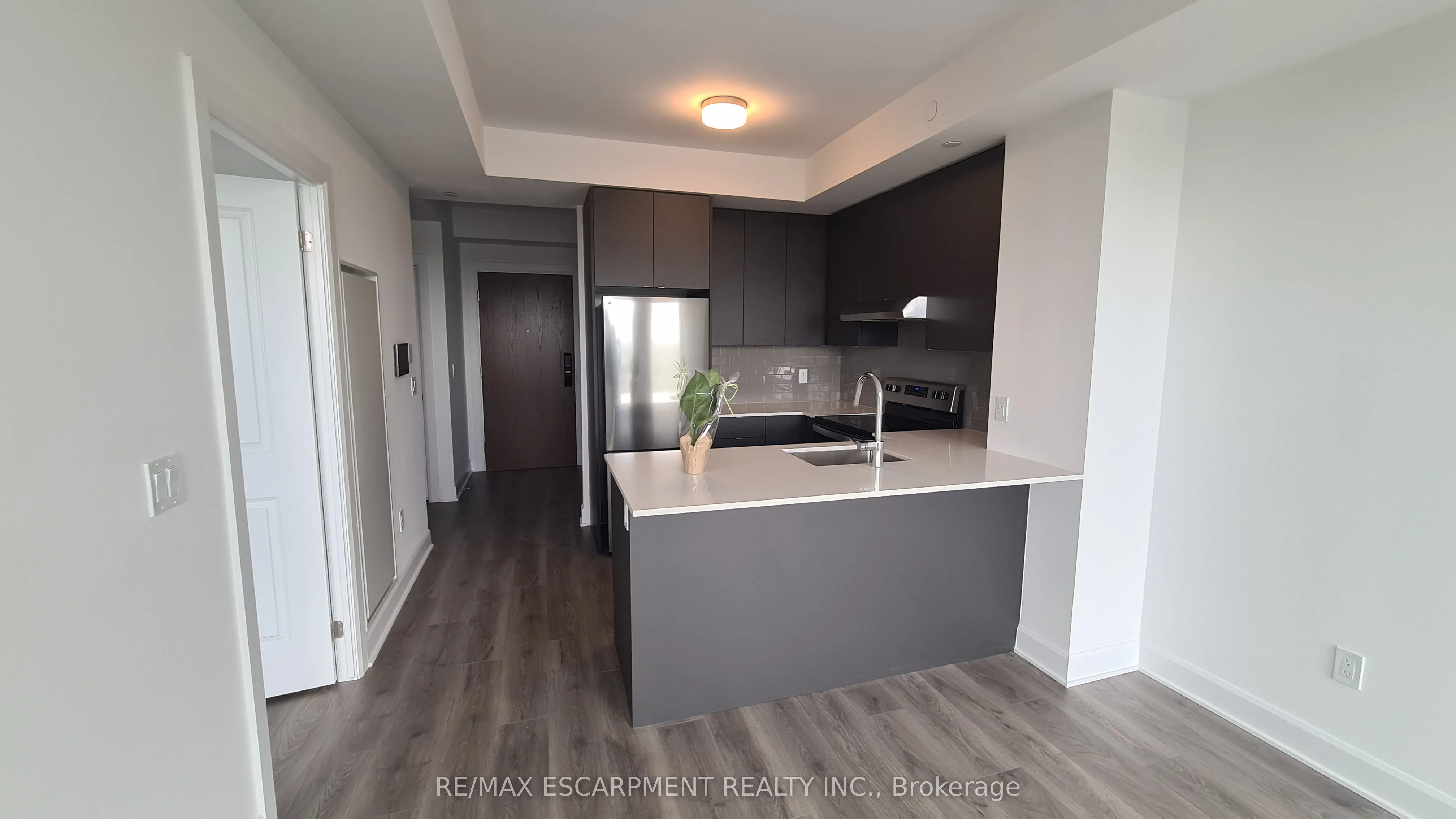 3240 William Coltson Avenue, #815