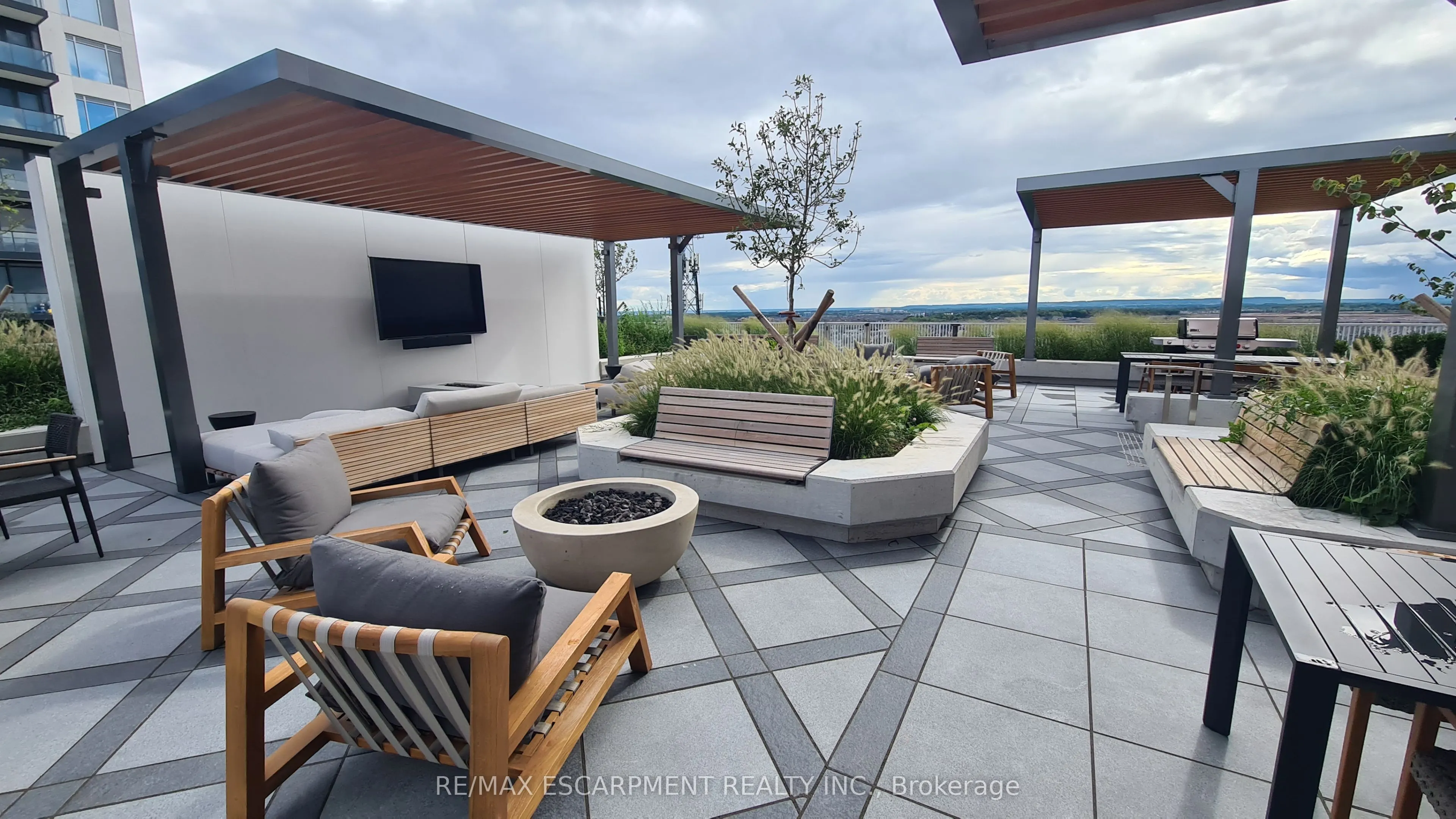 3240 William Coltson Avenue, #815
