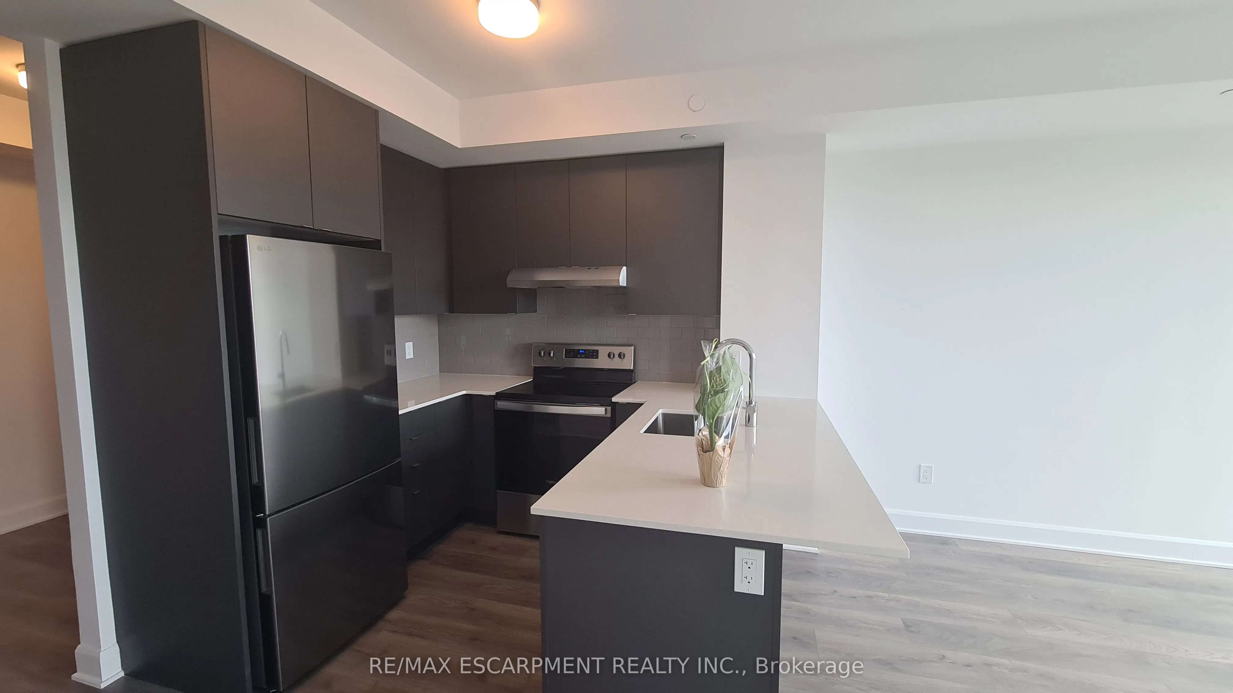 3240 William Coltson Avenue, #815