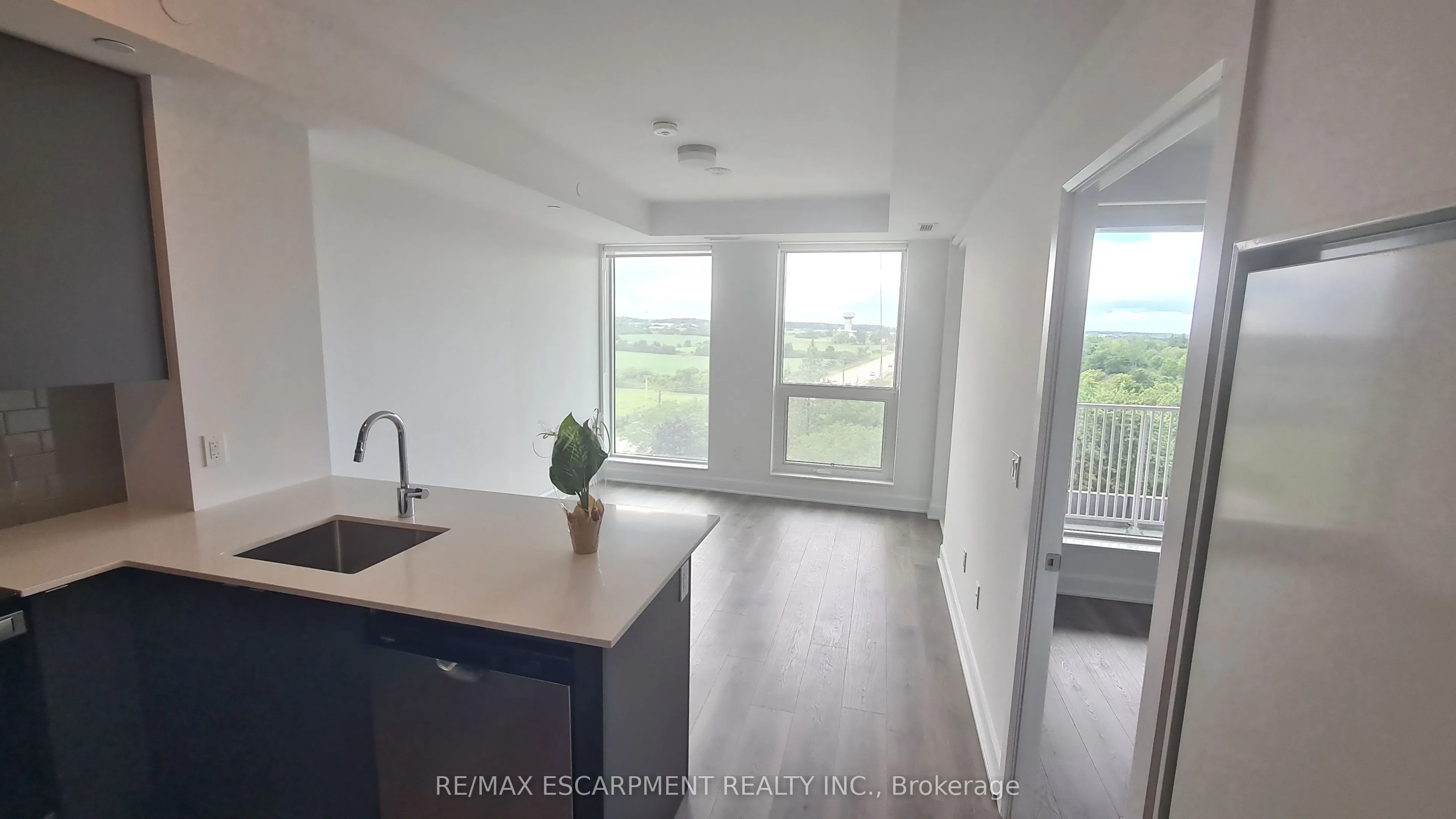 3240 William Coltson Avenue, #815