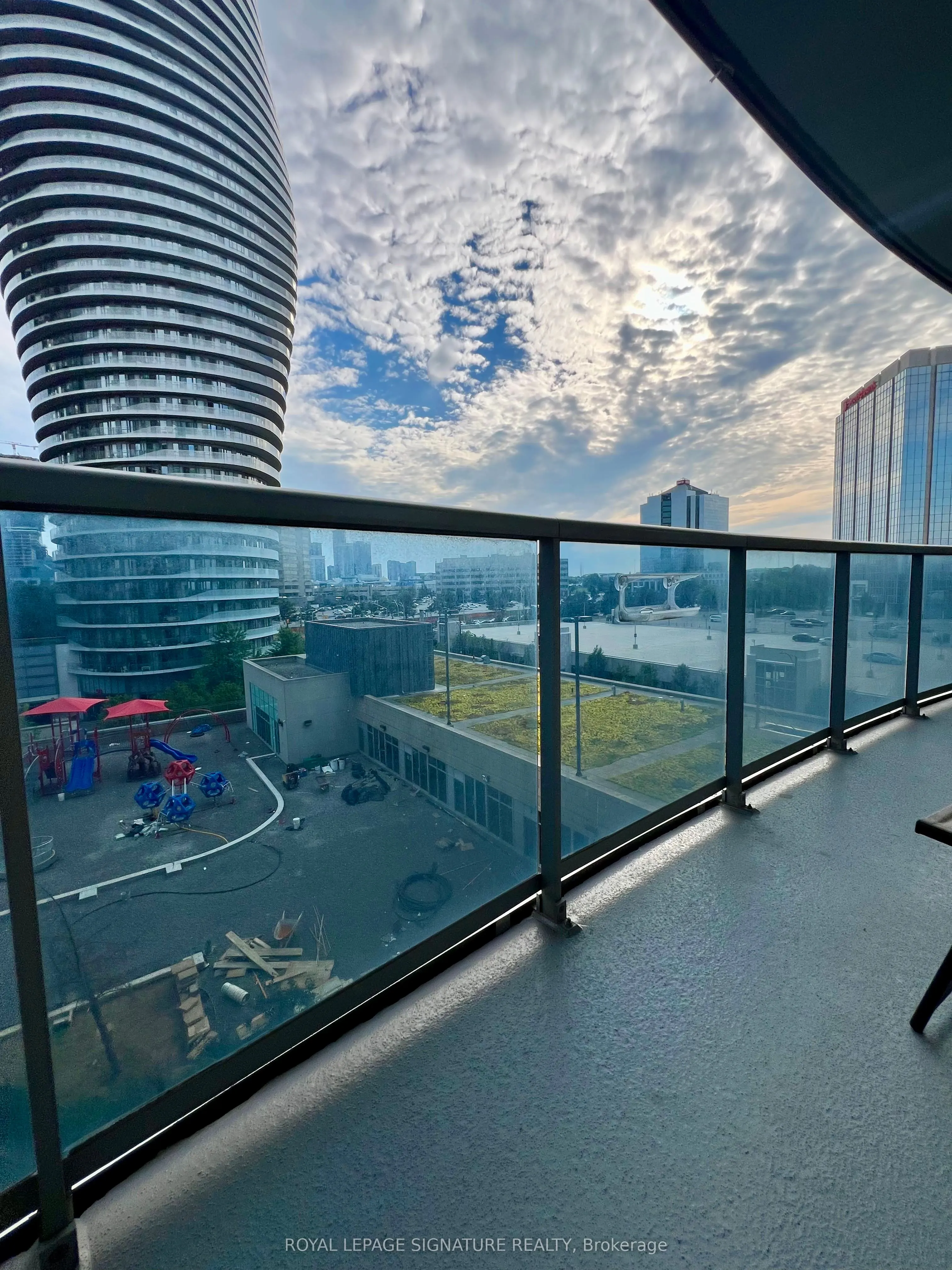 80 Absolute Avenue, #607