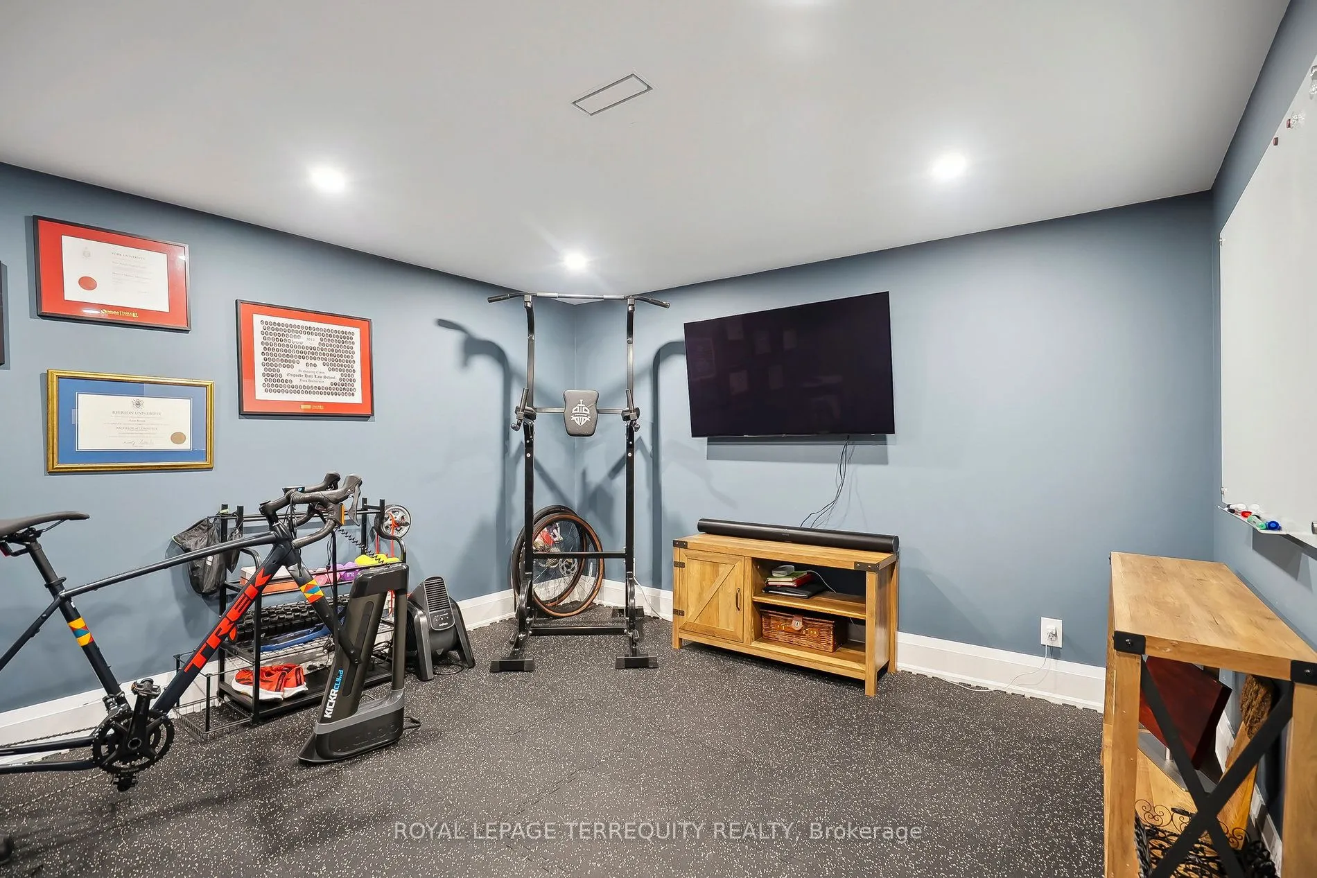 219 Valleyview Court