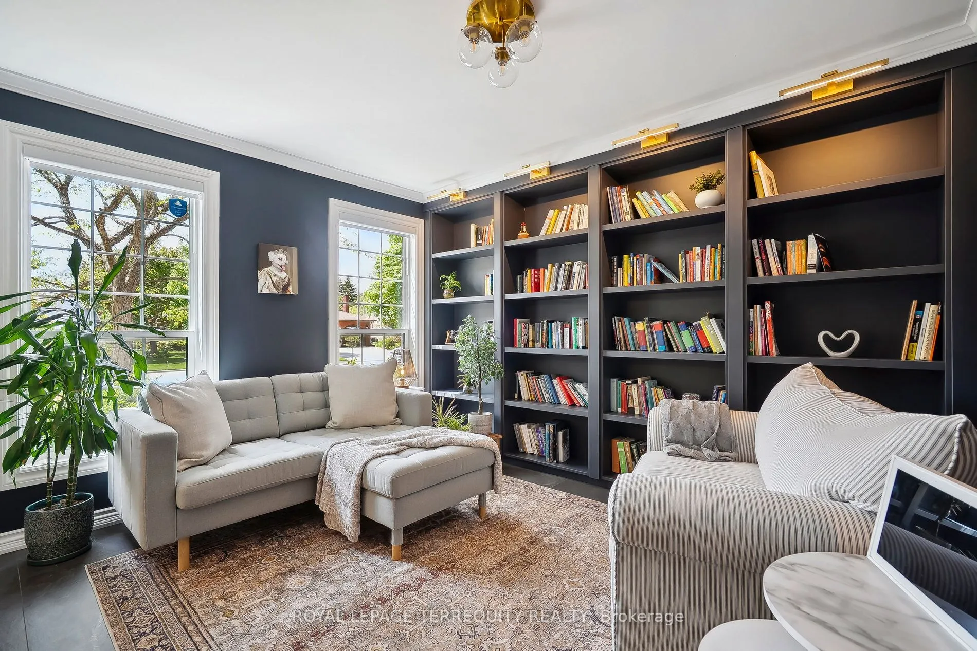 219 Valleyview Court