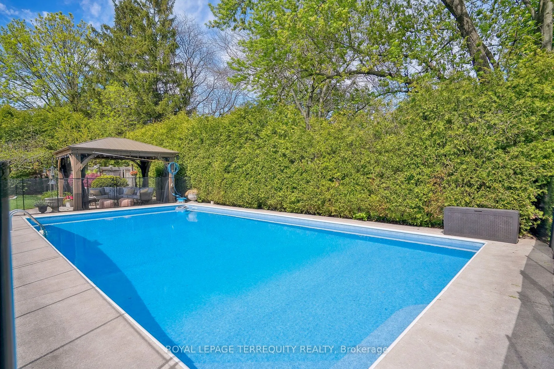 219 Valleyview Court