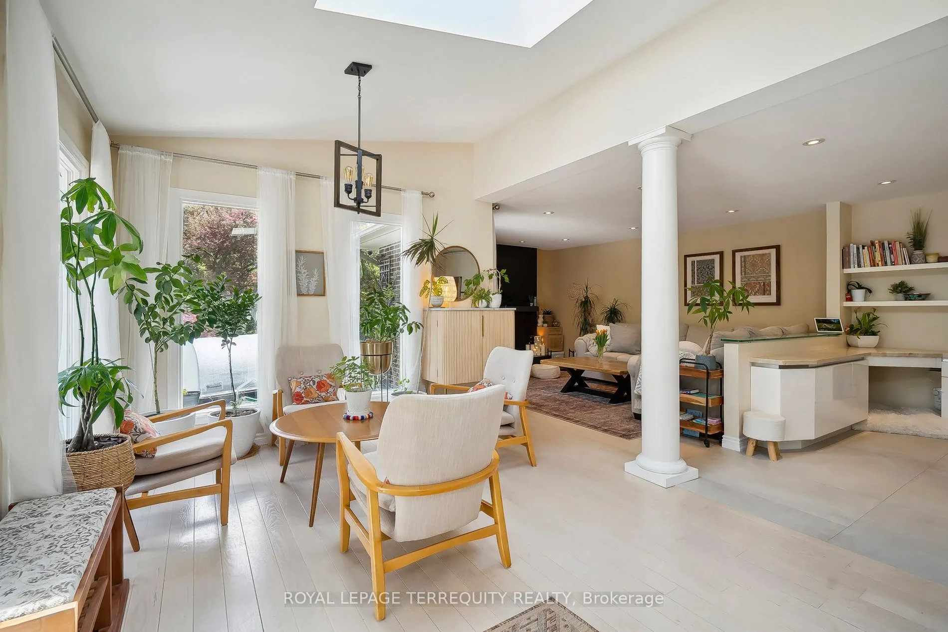 219 Valleyview Court