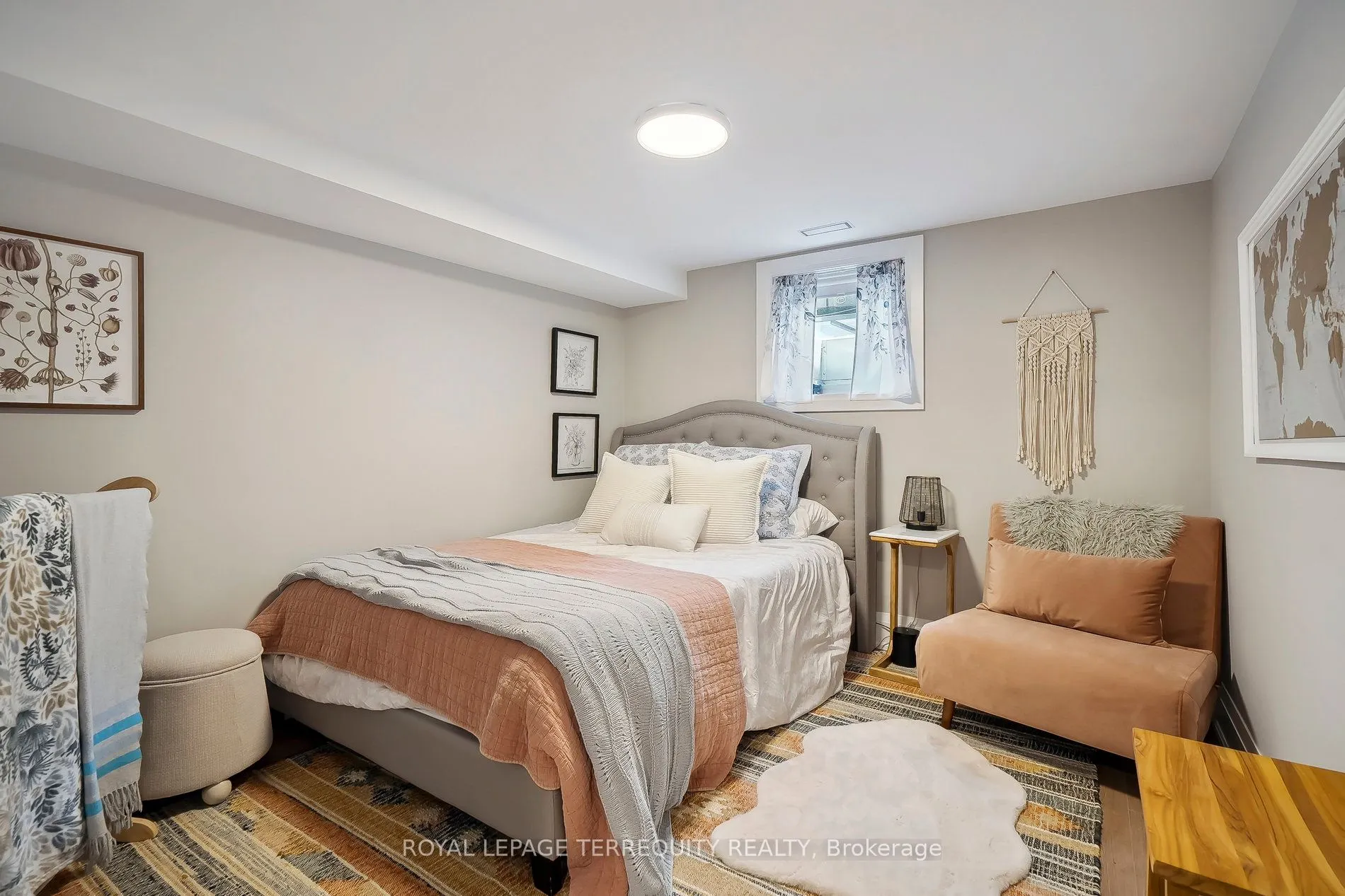 219 Valleyview Court