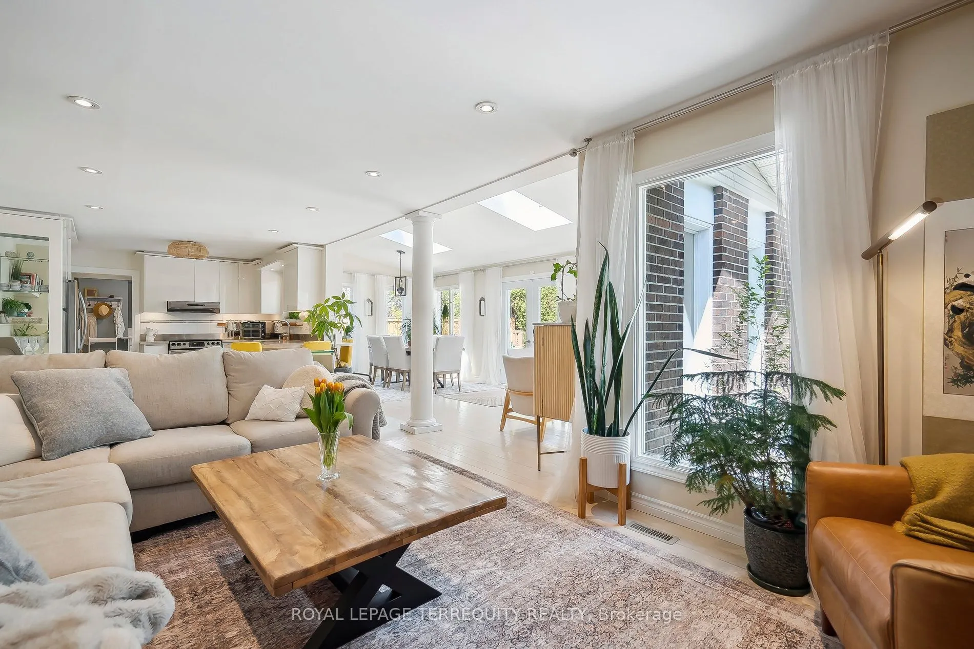 219 Valleyview Court