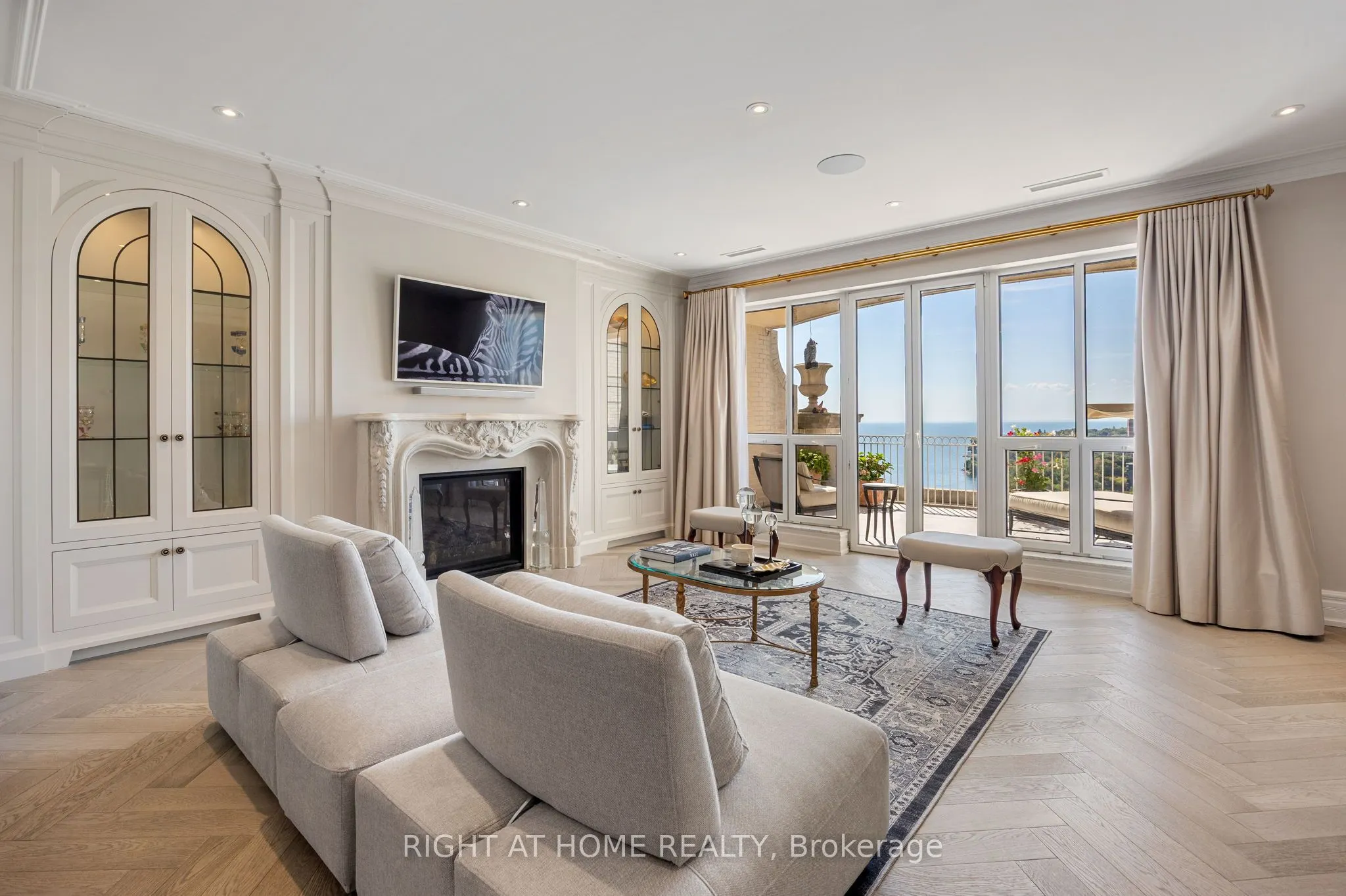 2287 Lake Shore Boulevard W, #Ph1501