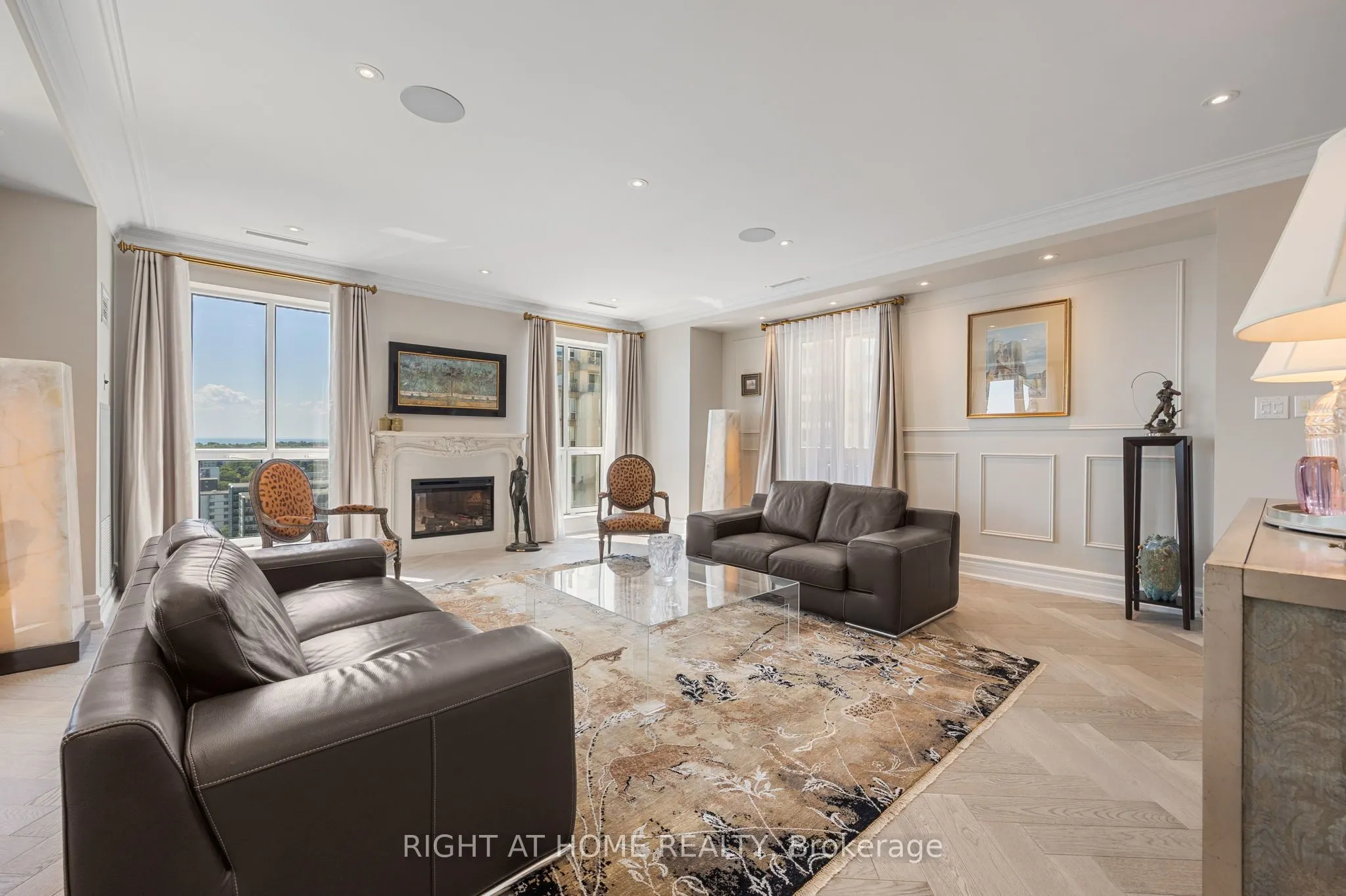 2287 Lake Shore Boulevard W, #Ph1501
