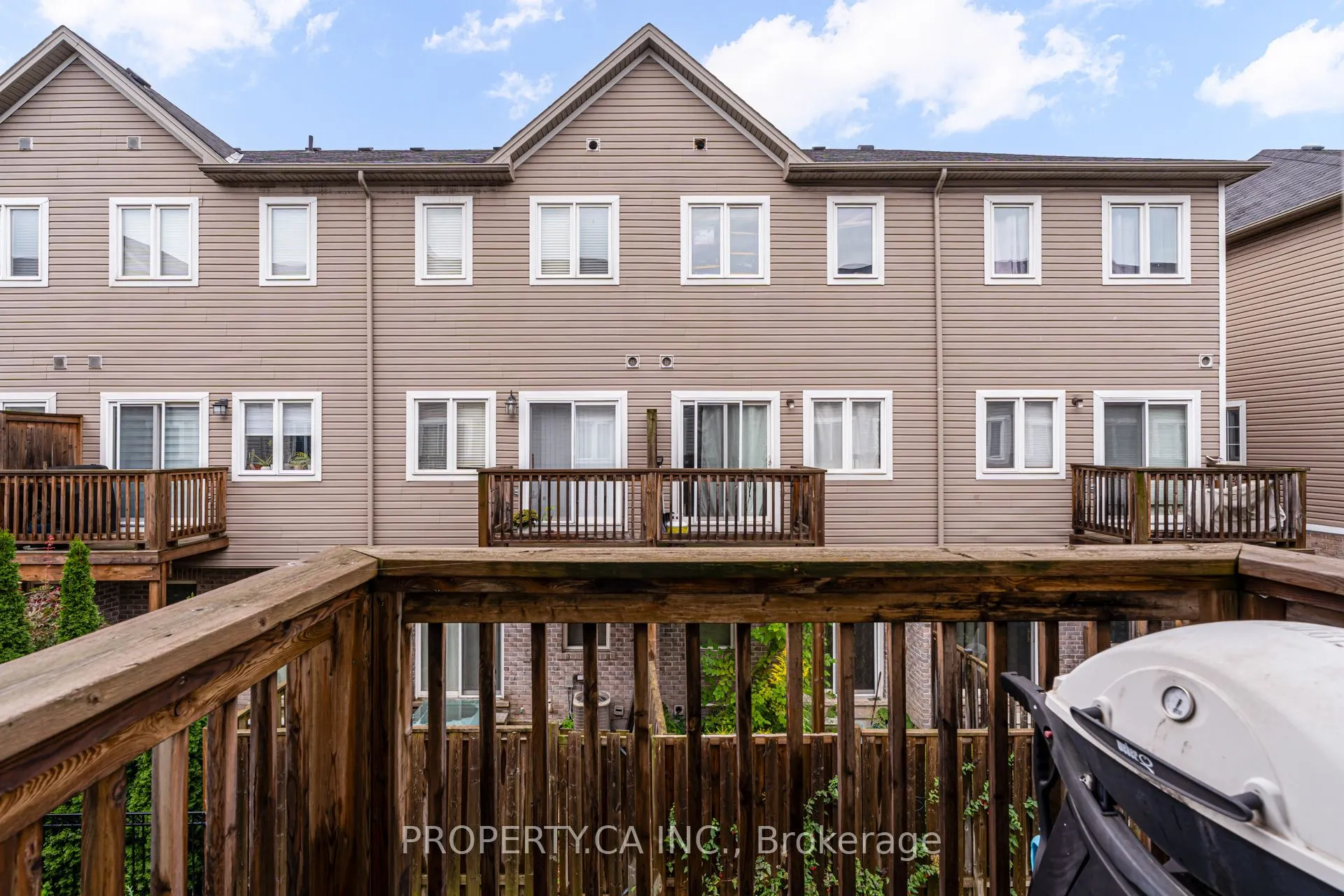 18 Pont Lane
