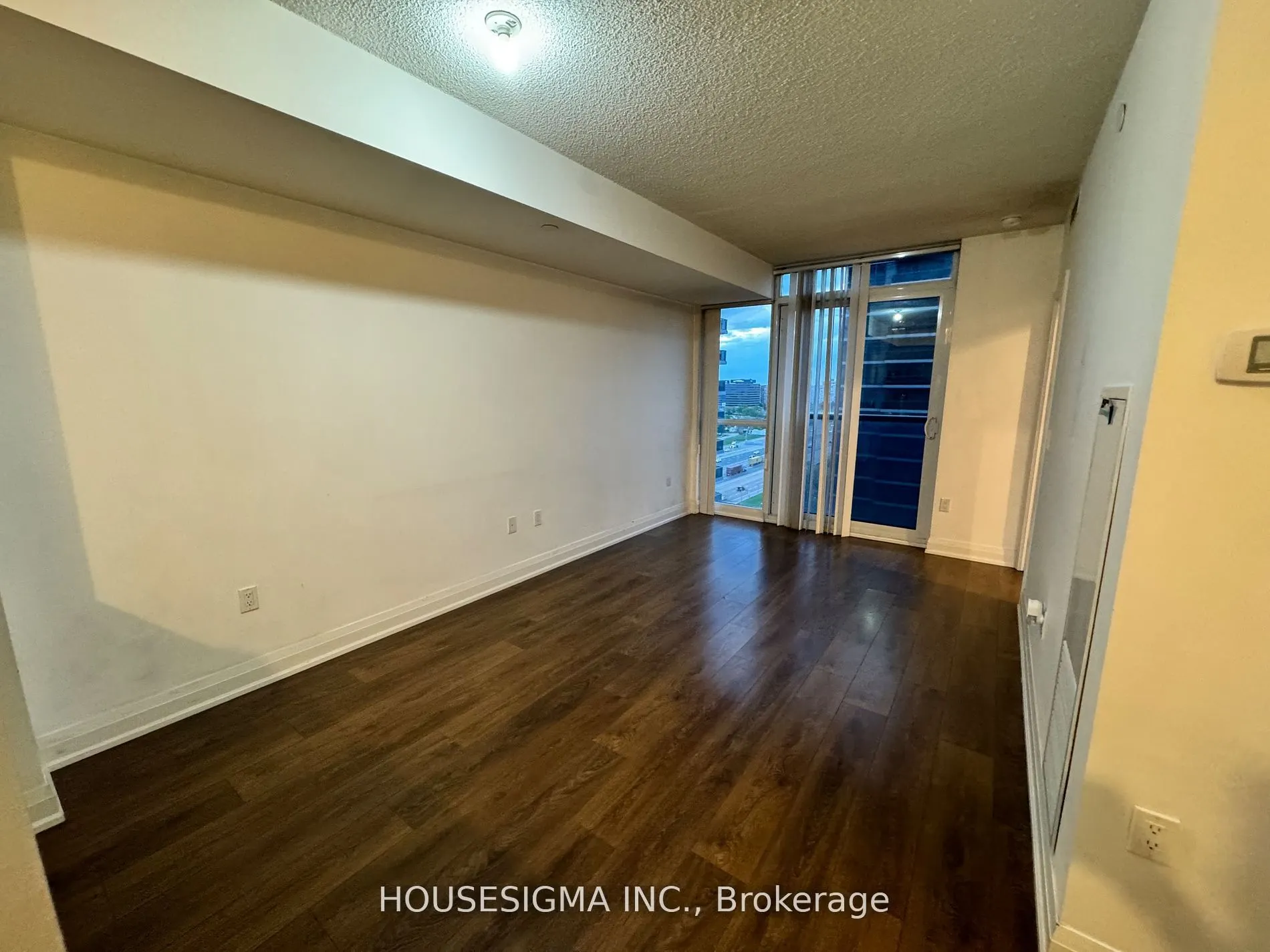 9 Valhalla Inn Road, #1509