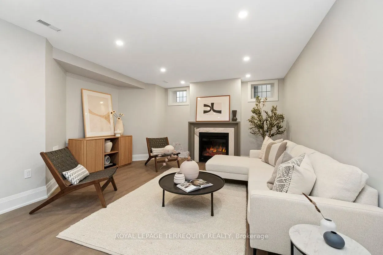 971 Royal York Road