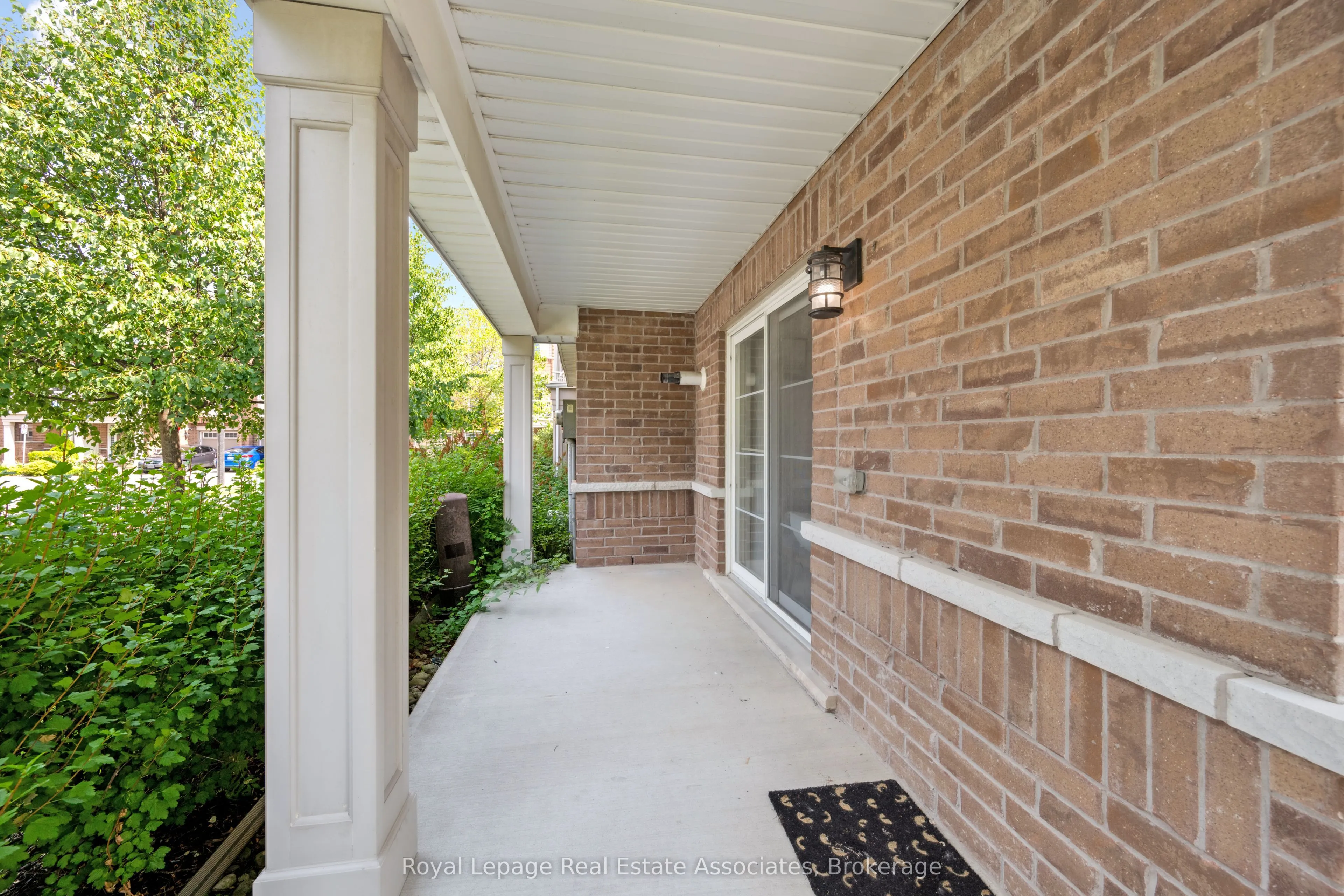165 Hampshire Way