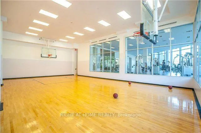 88 Park Lawn Road, #2605