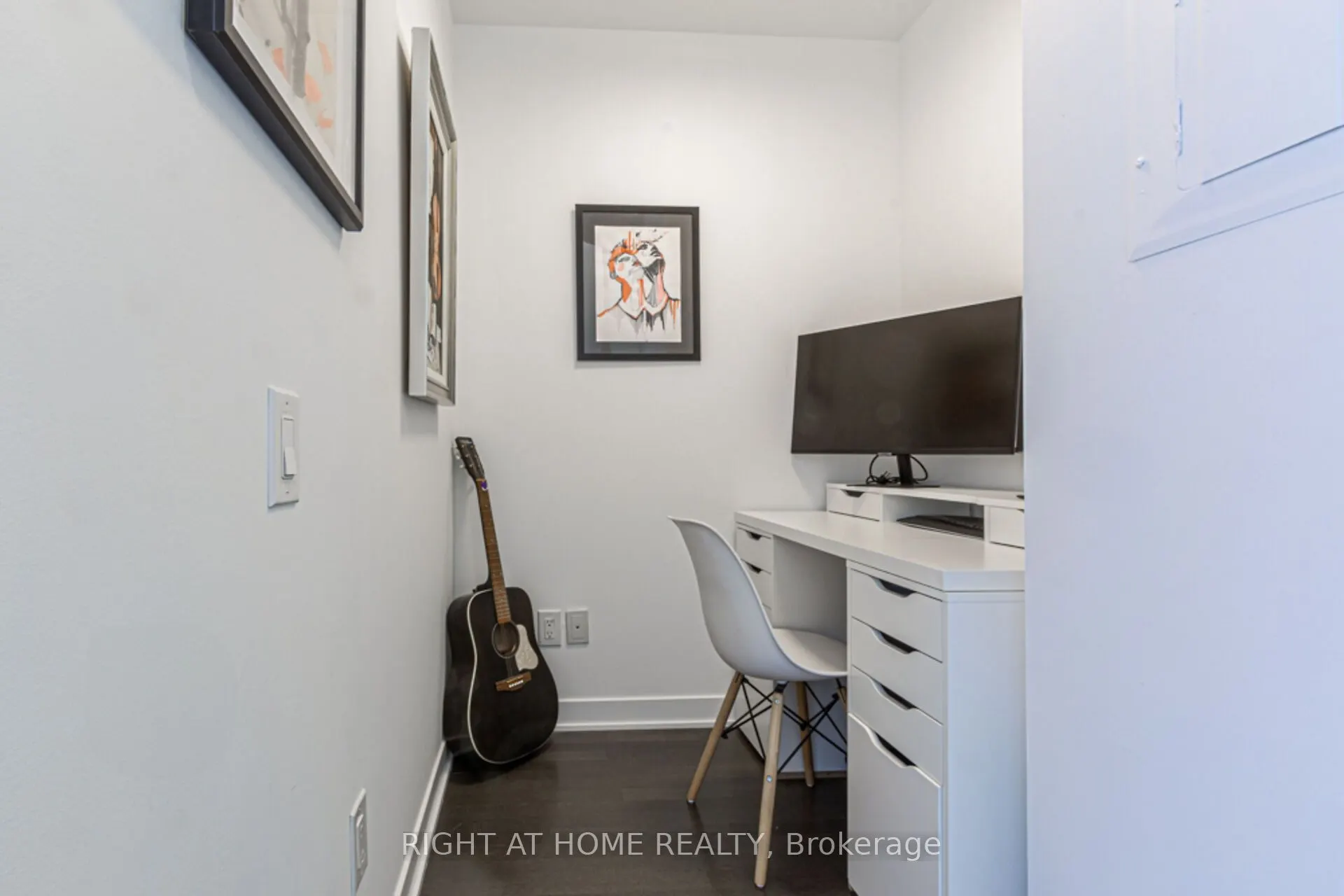 88 Park Lawn Road, #2605