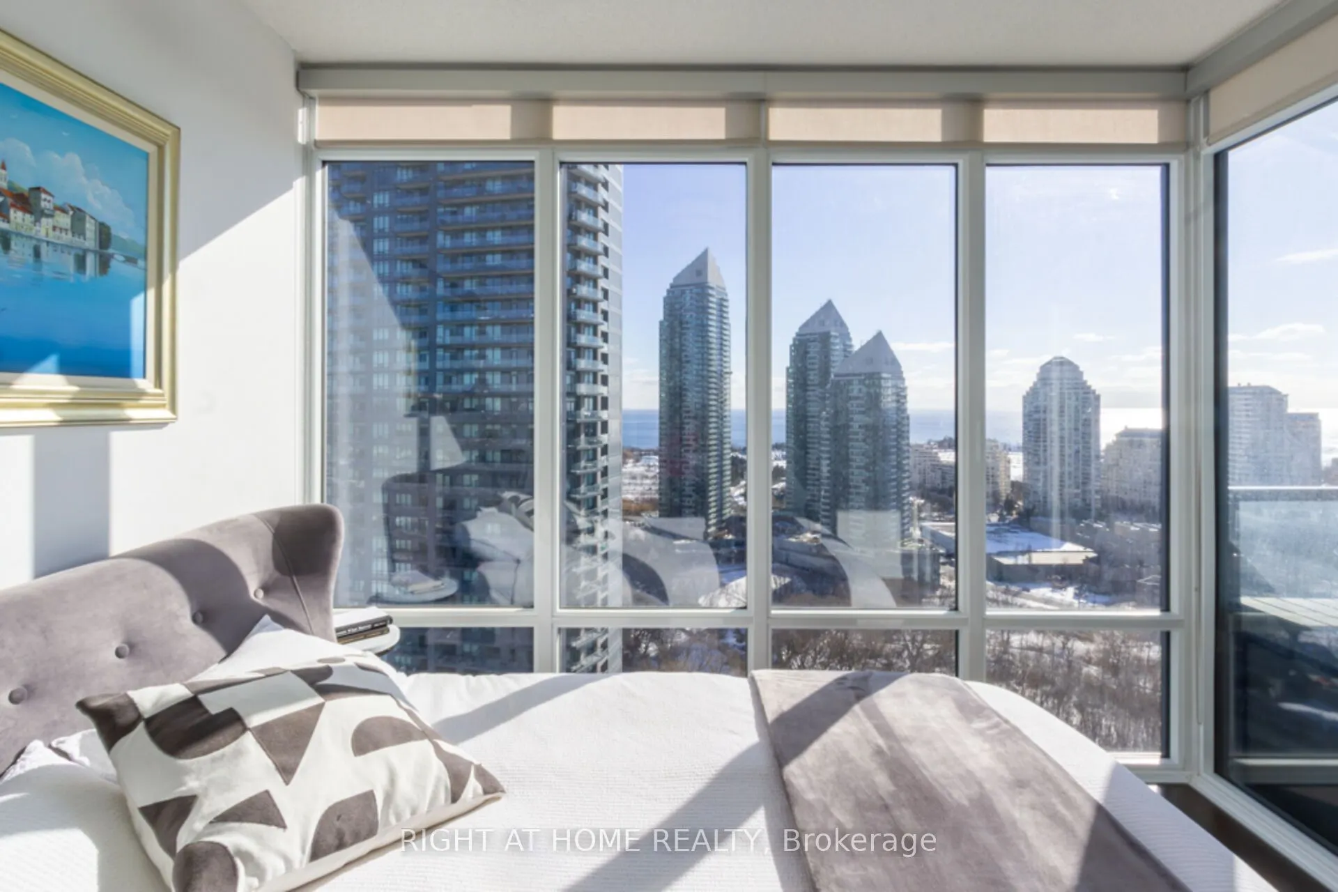 88 Park Lawn Road, #2605