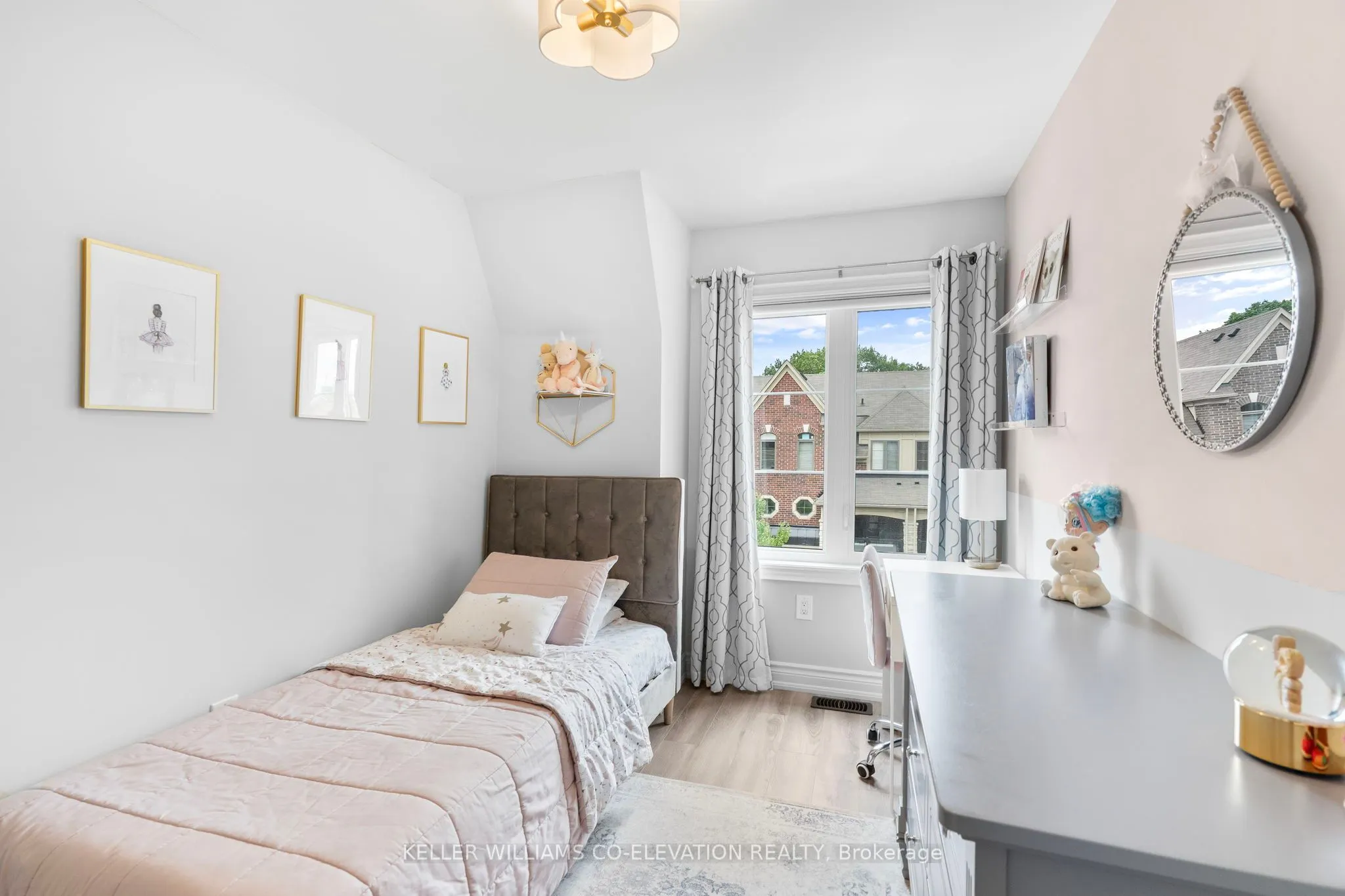 70 Dryden Way