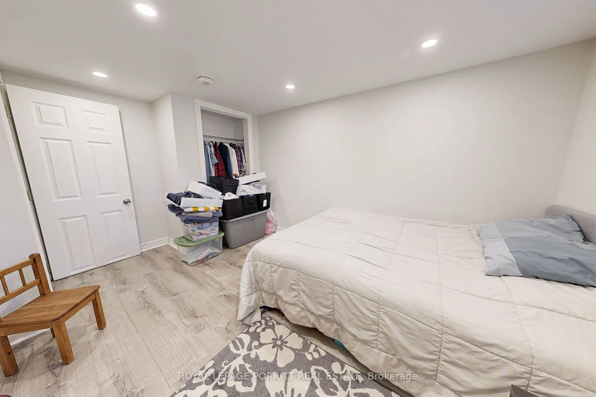 217 Alderbrae Avenue