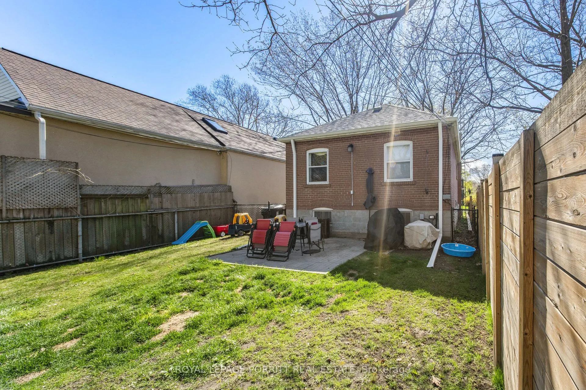 217 Alderbrae Avenue