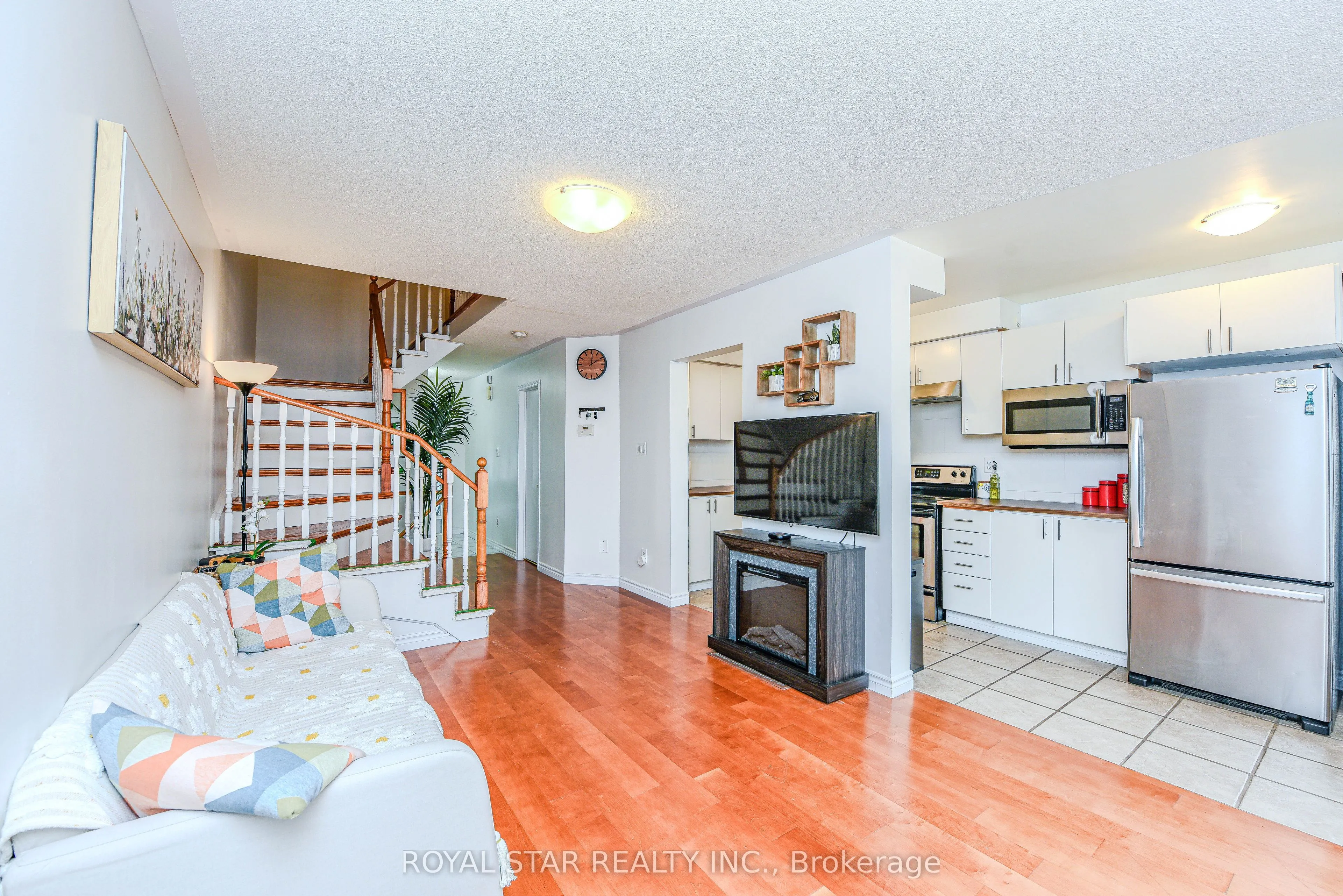71 Muirland Crescent