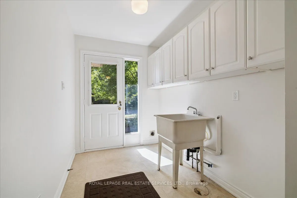 3267 Shelburne Place