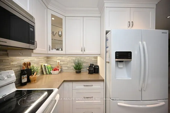 7019 Graydon Court