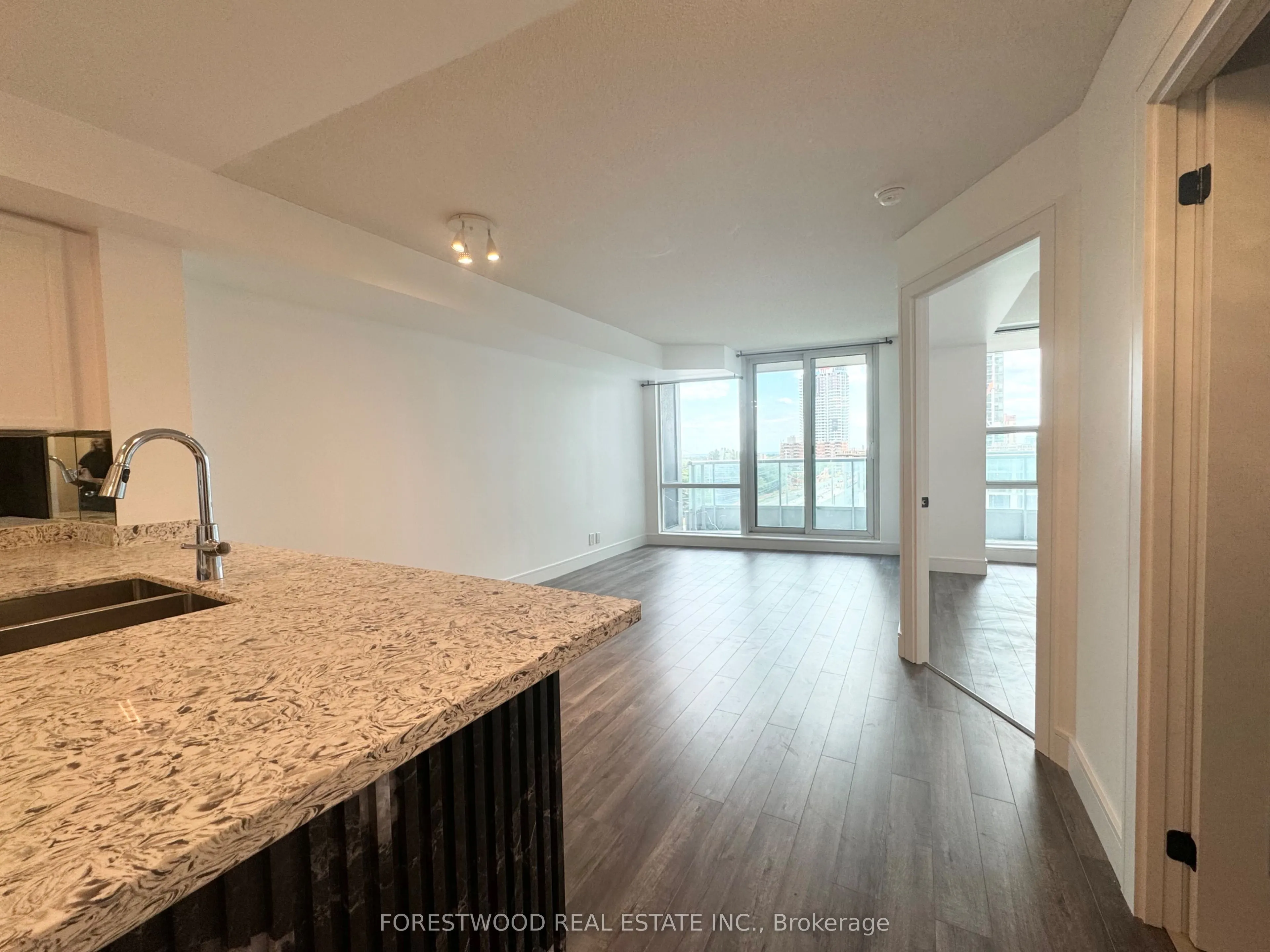 1 Elm Drive, #703