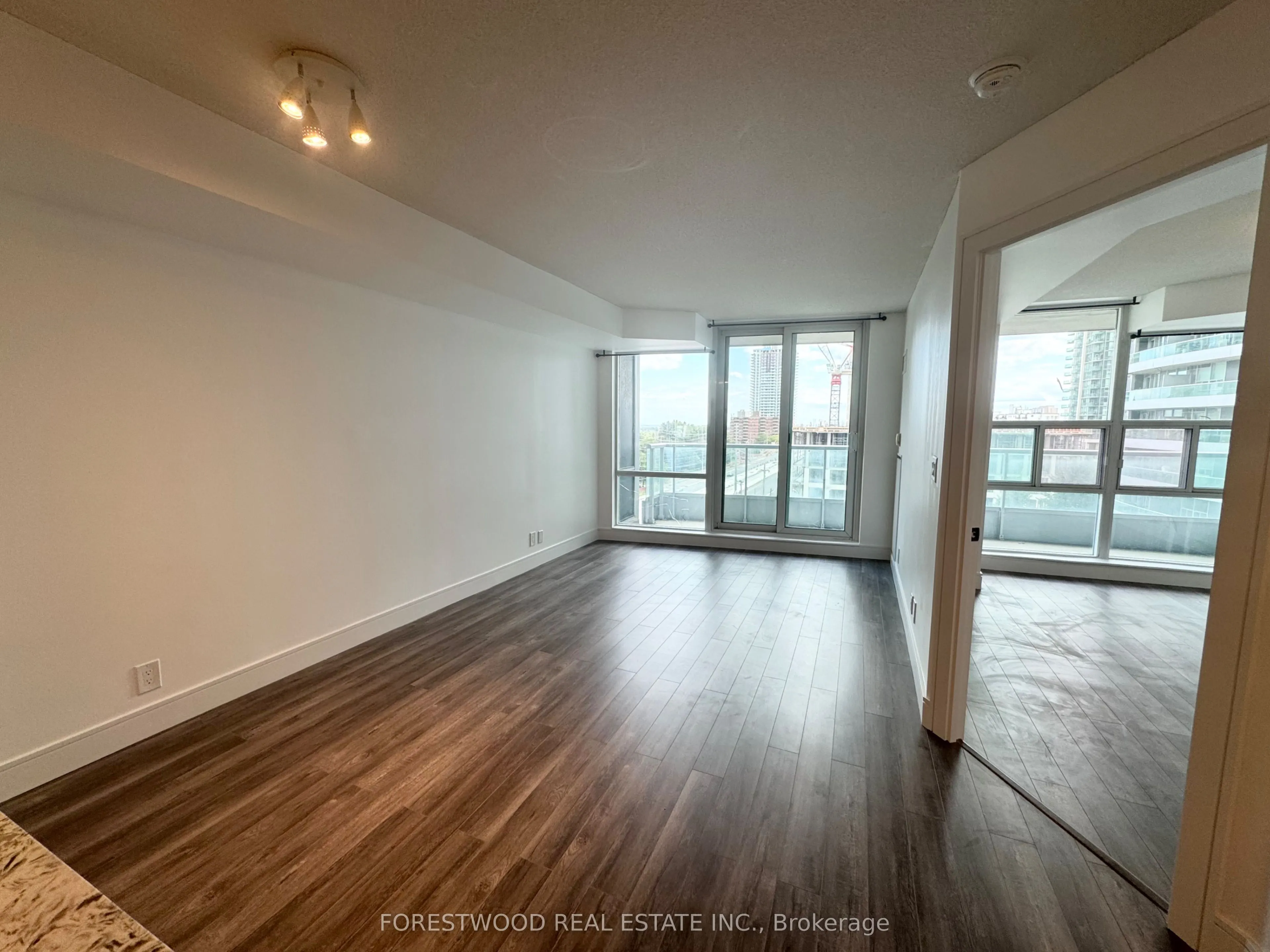 1 Elm Drive, #703