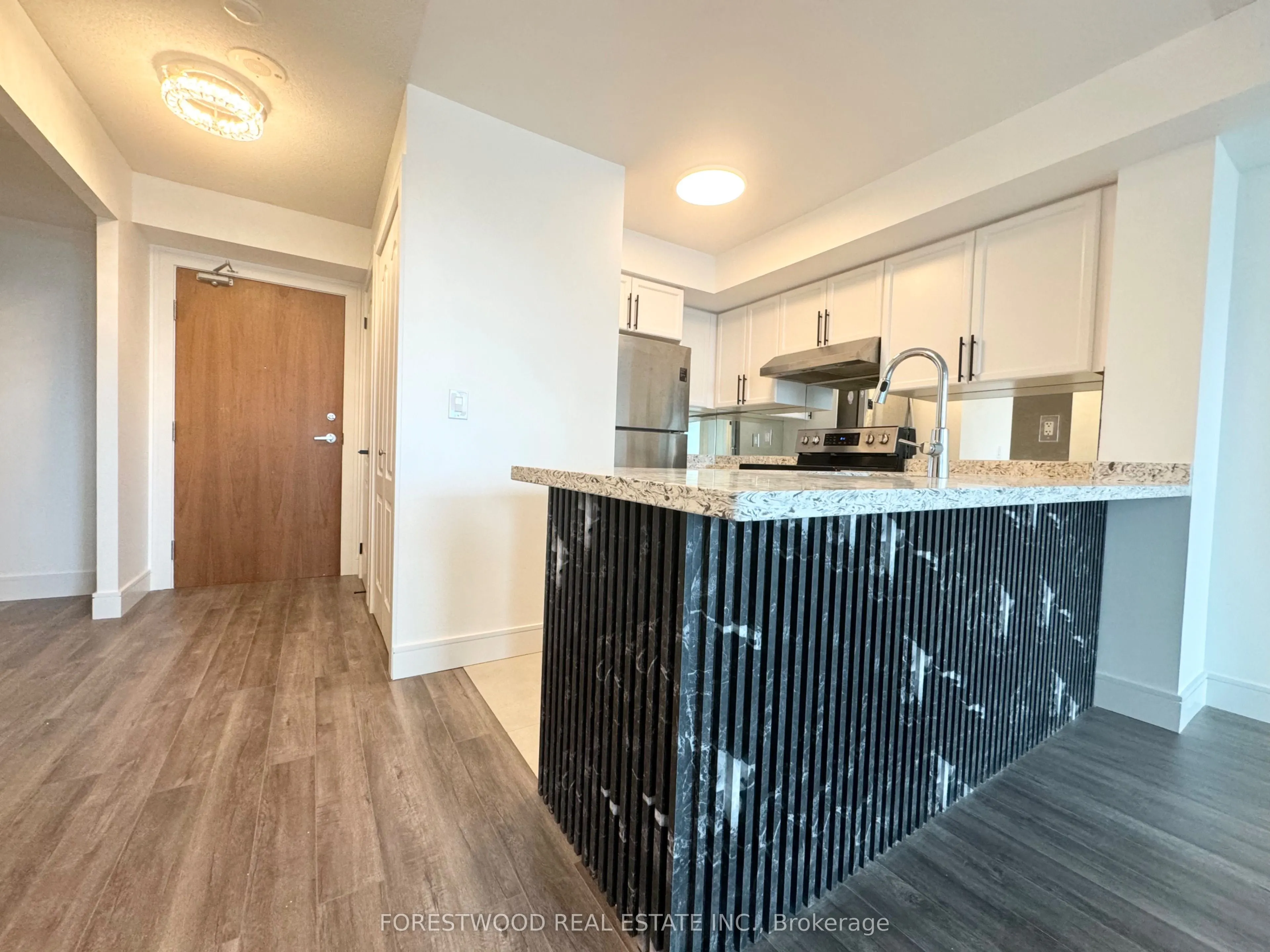 1 Elm Drive, #703