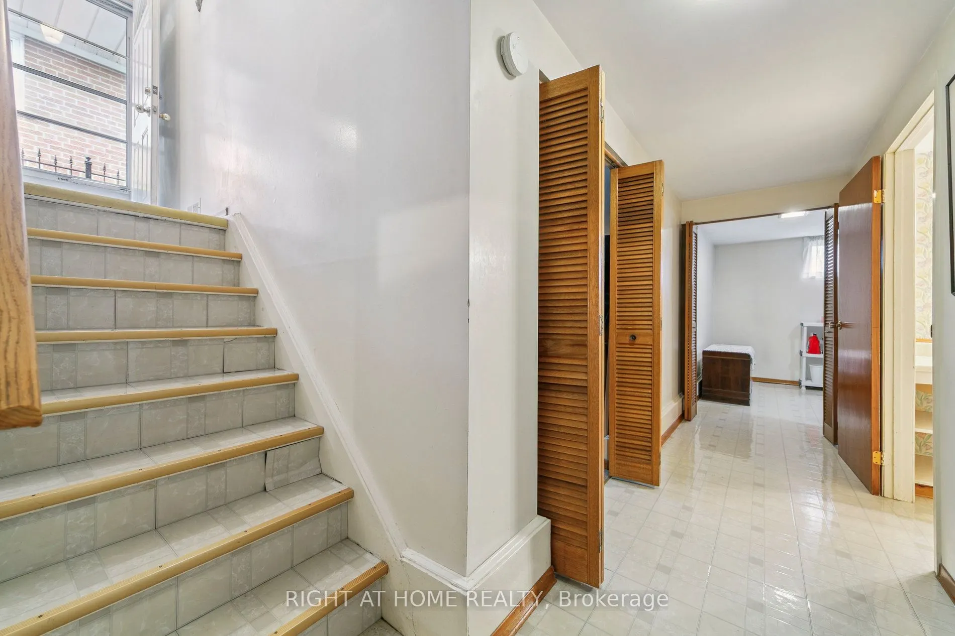 932 Flagship Drive