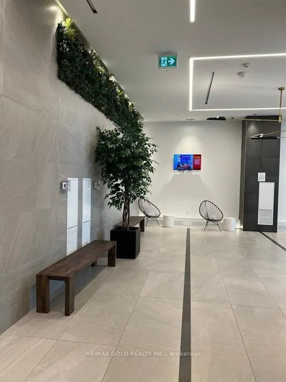 50 George Butchart Drive, #422