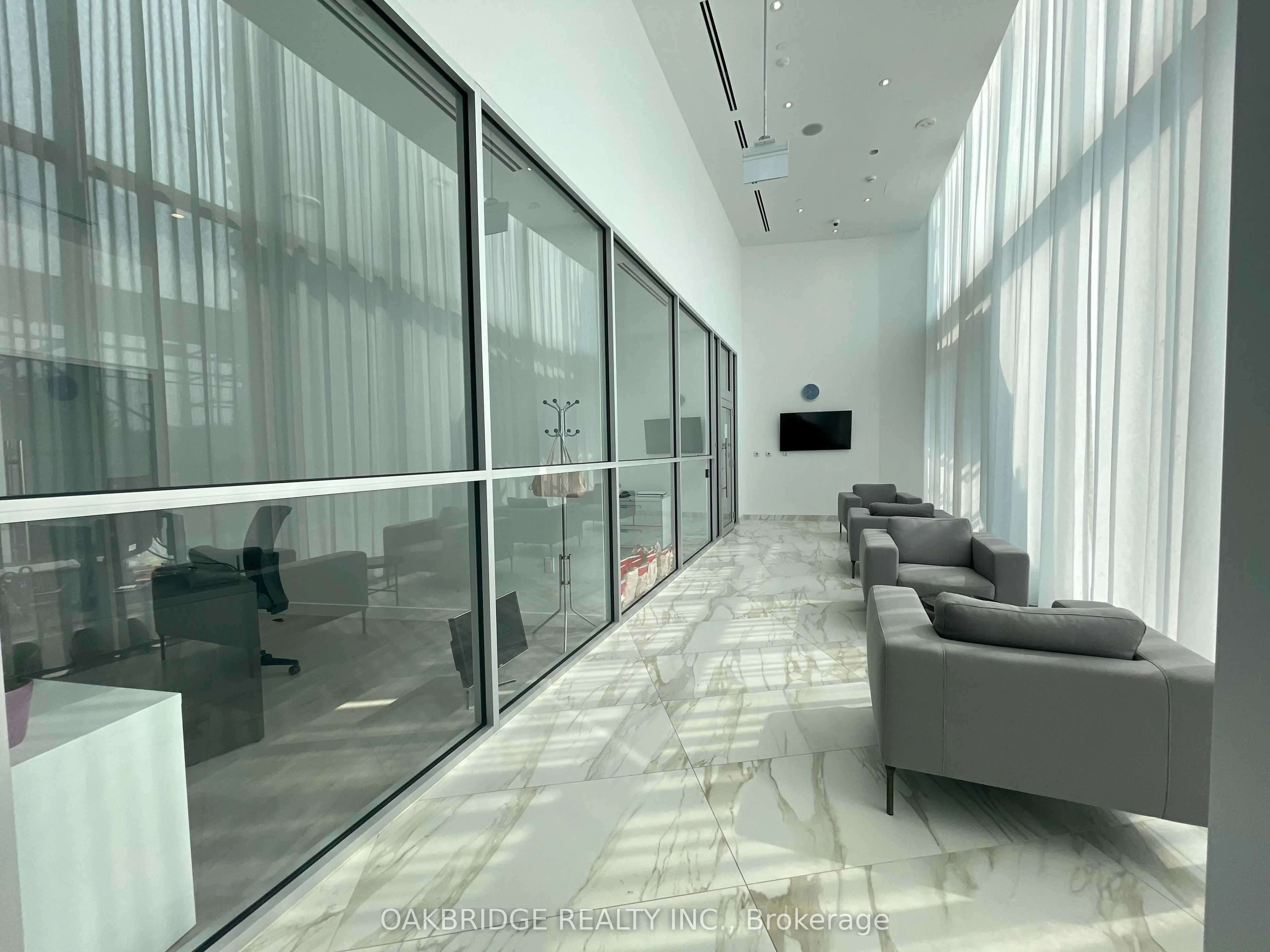 3883 Quartz Road, #4002