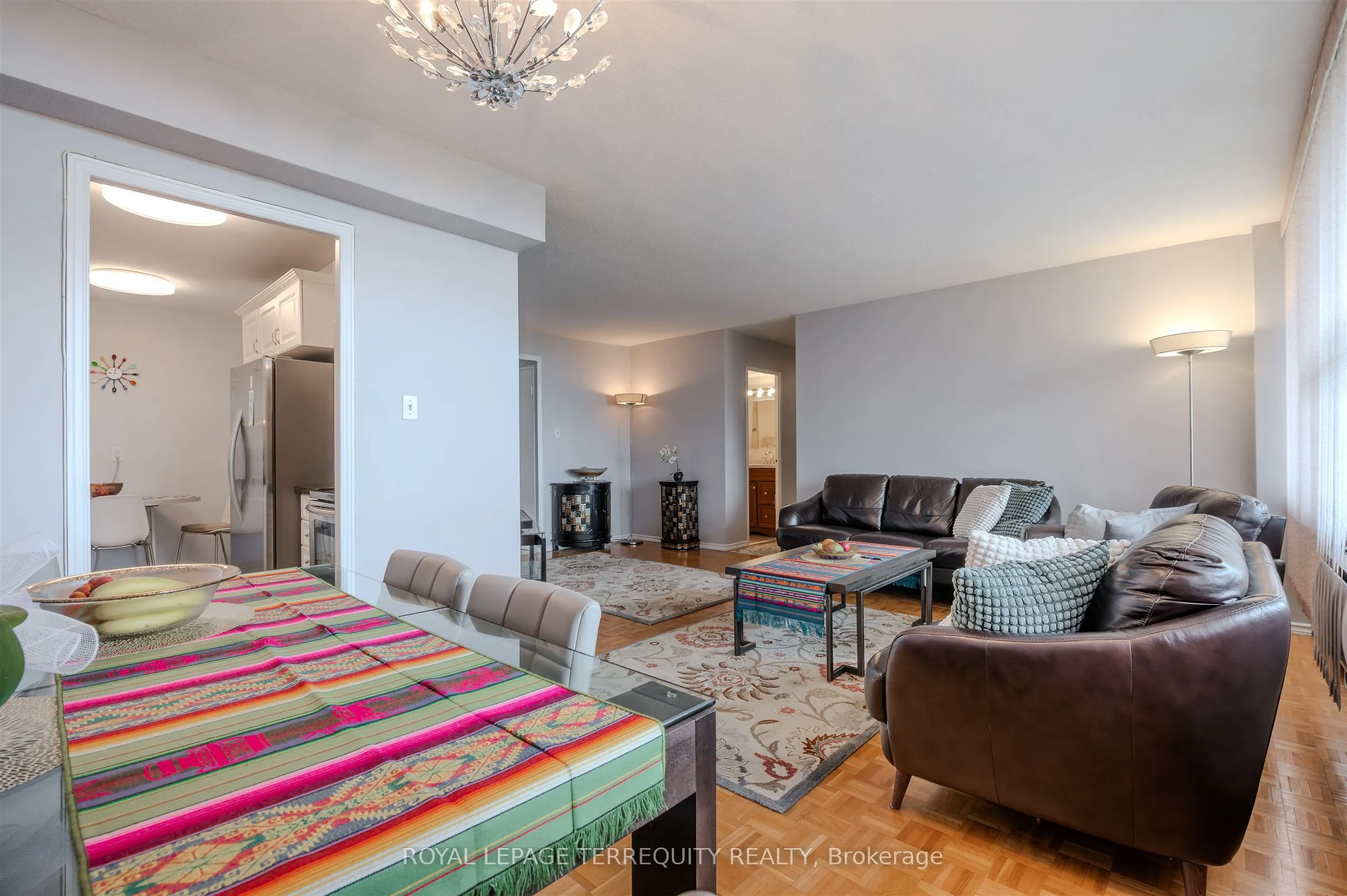 155 Marlee Avenue, #2201