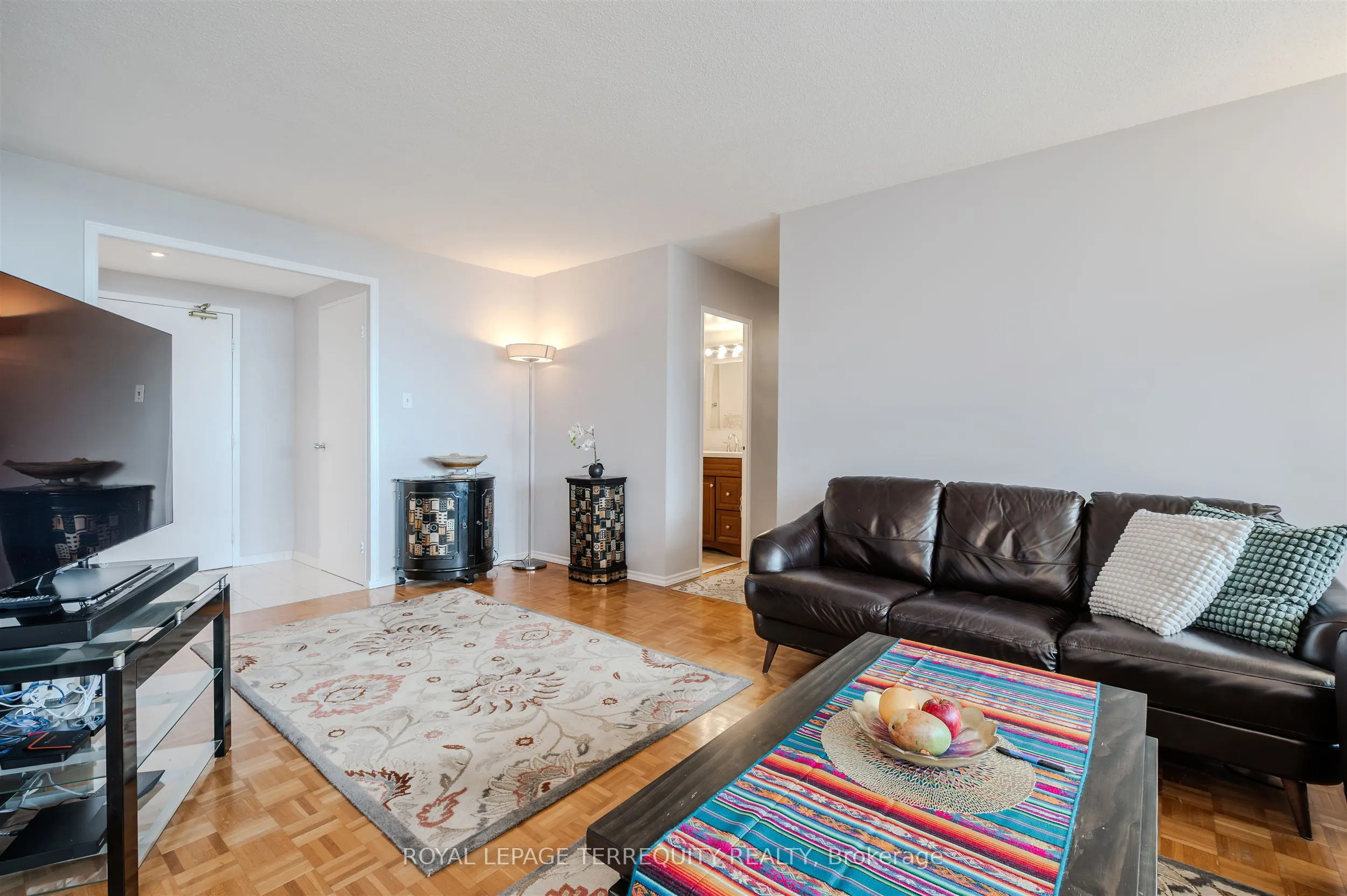 155 Marlee Avenue, #2201