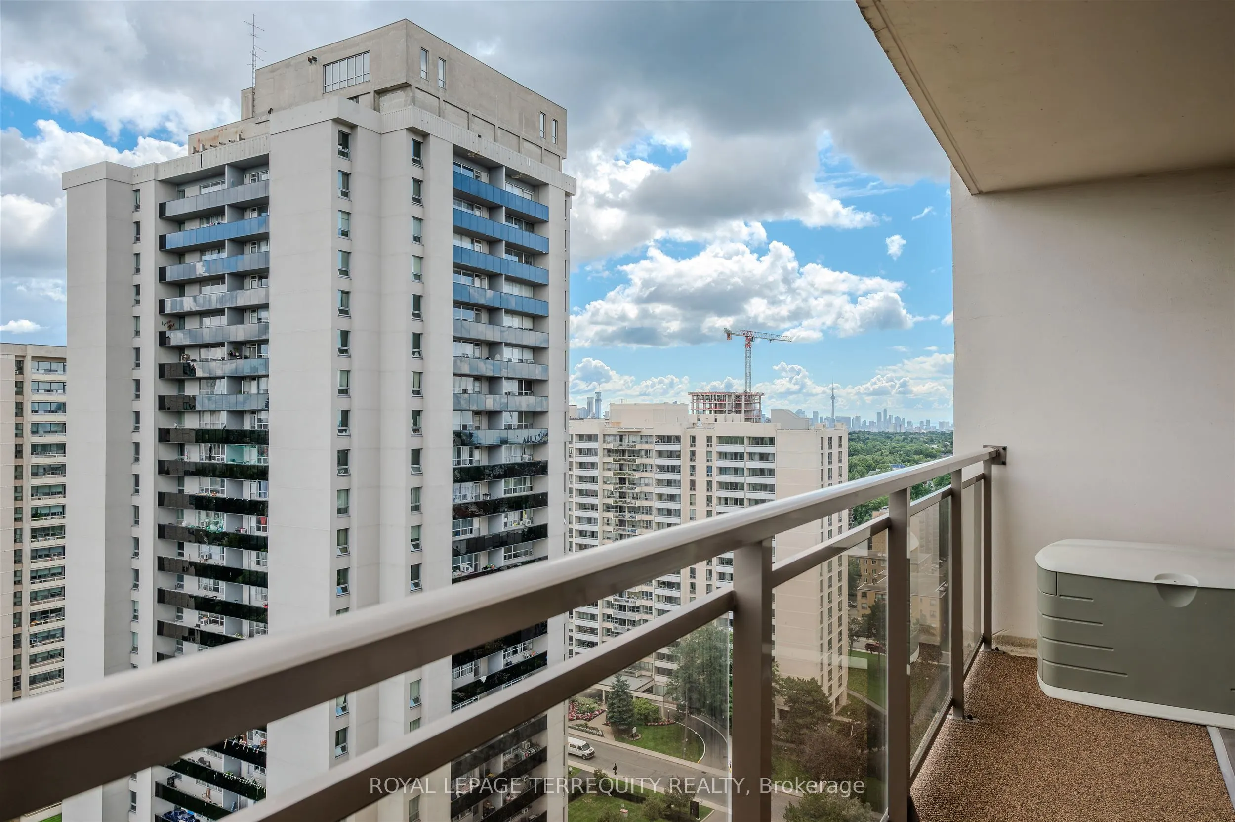 155 Marlee Avenue, #2201