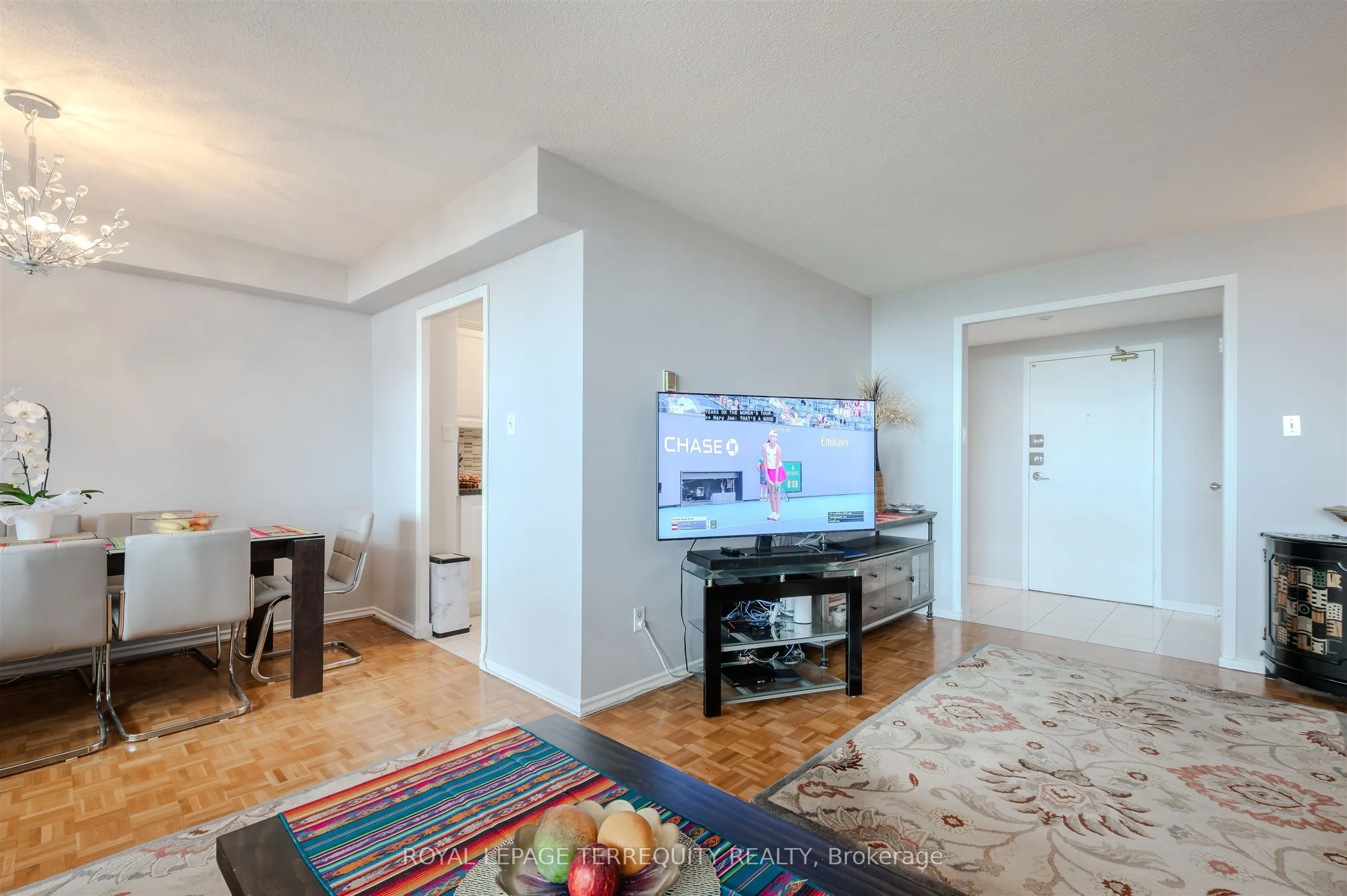 155 Marlee Avenue, #2201
