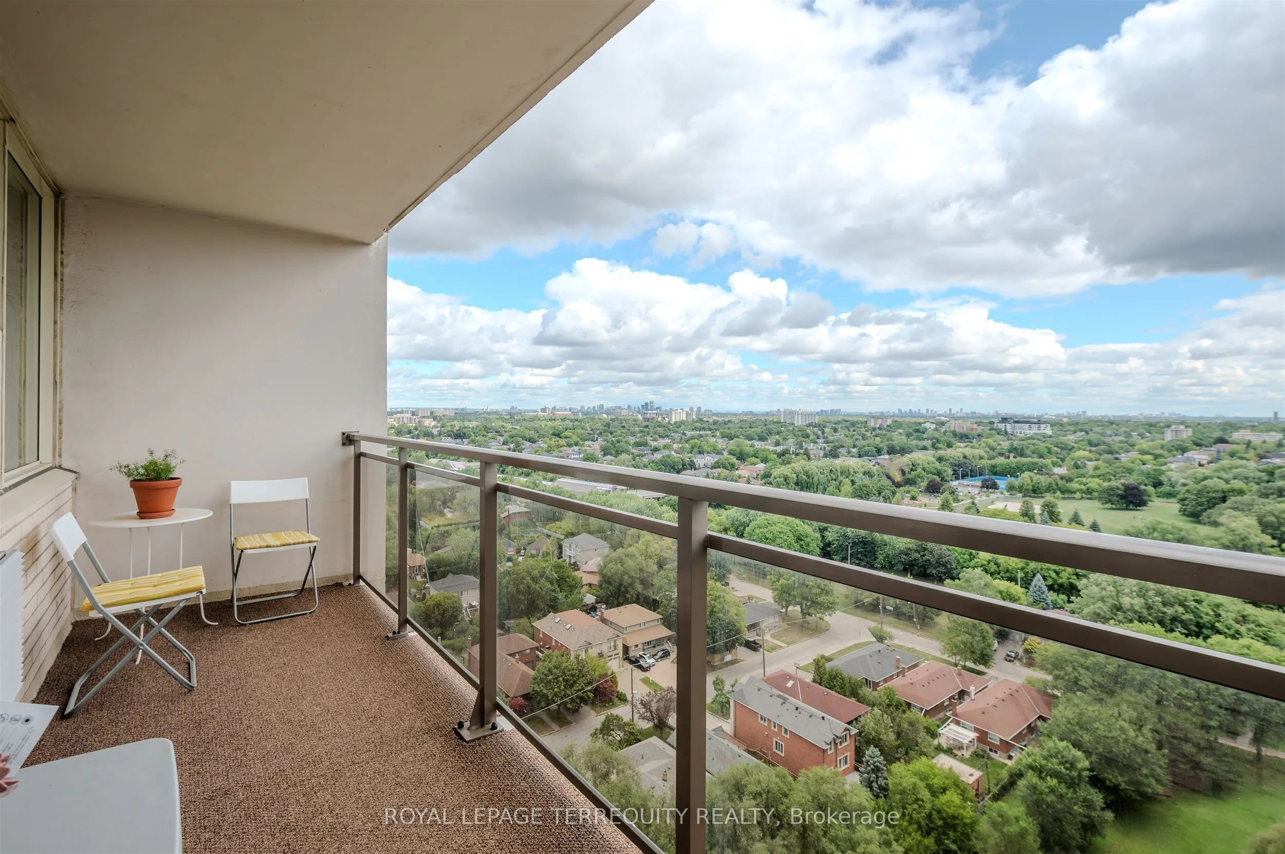 155 Marlee Avenue, #2201