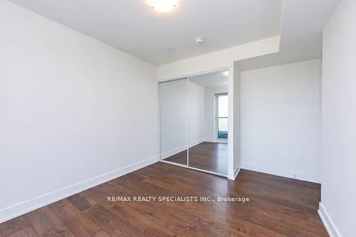 5 Mabelle Avenue, #2535