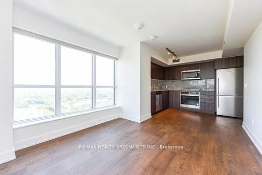 5 Mabelle Avenue, #2535