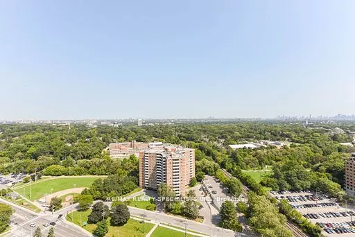5 Mabelle Avenue, #2535