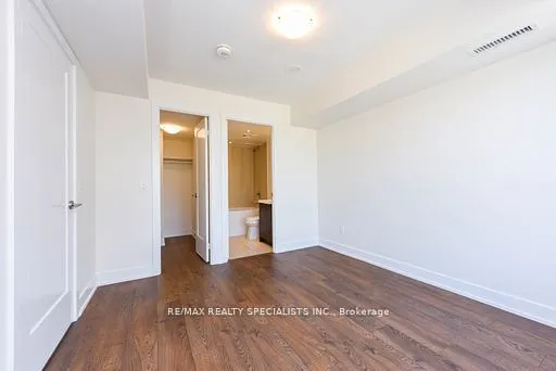 5 Mabelle Avenue, #2535