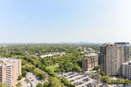 5 Mabelle Avenue, #2535