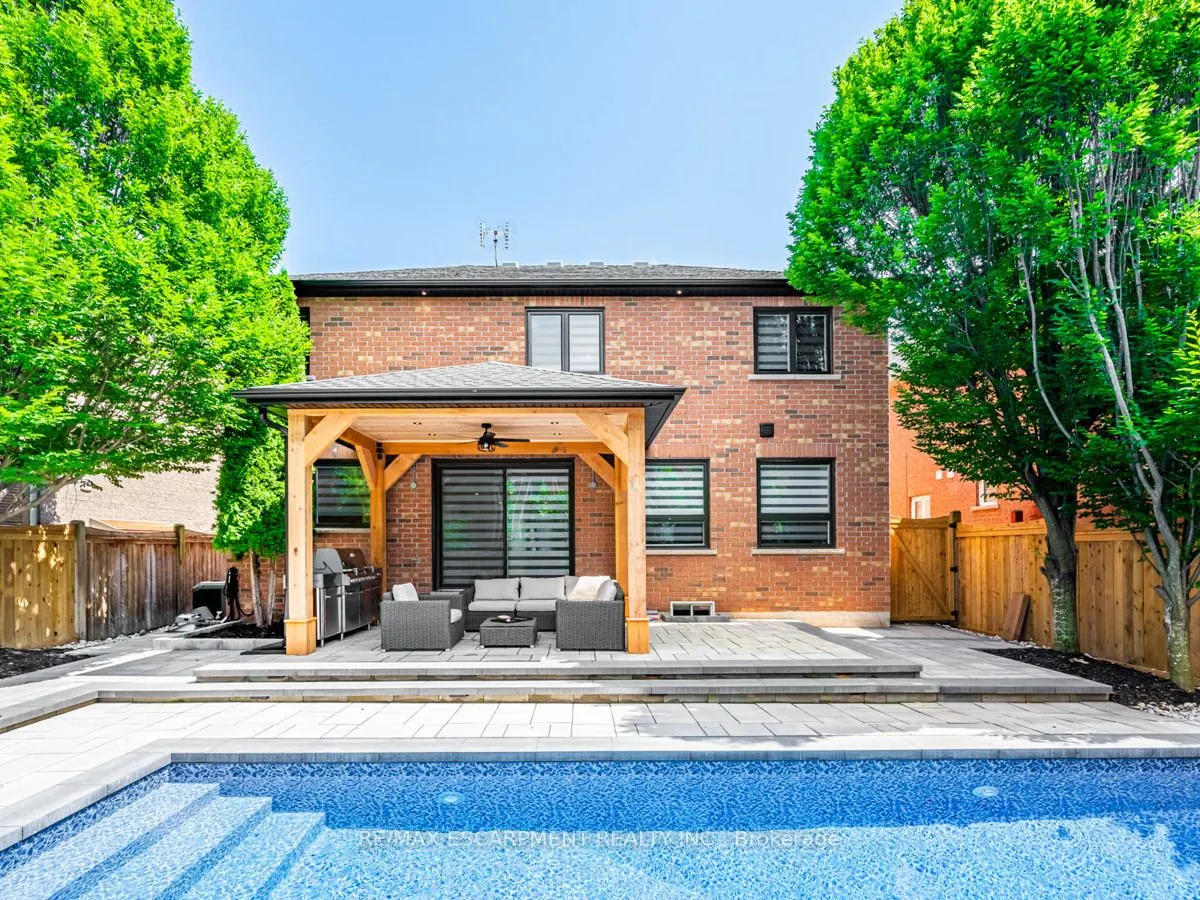 3390 Fox Run Circle