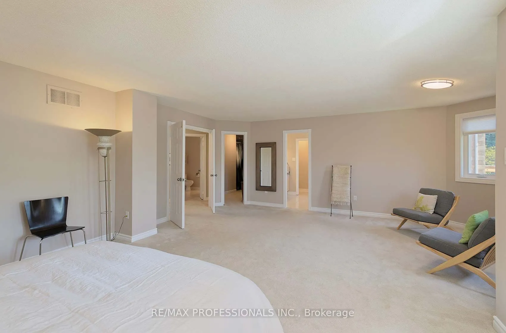 1777 Covington Terrace