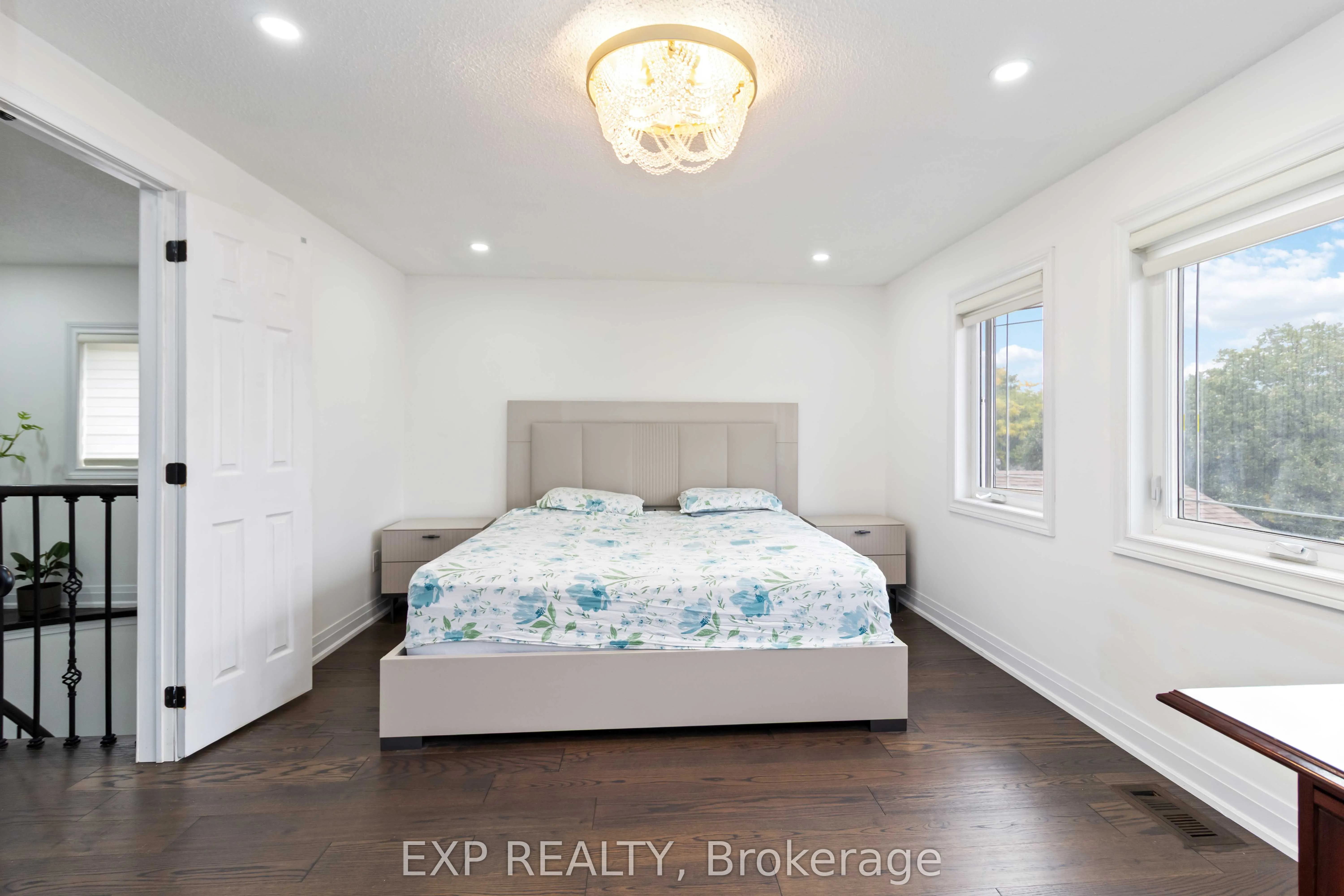 27 Cheviot Crescent