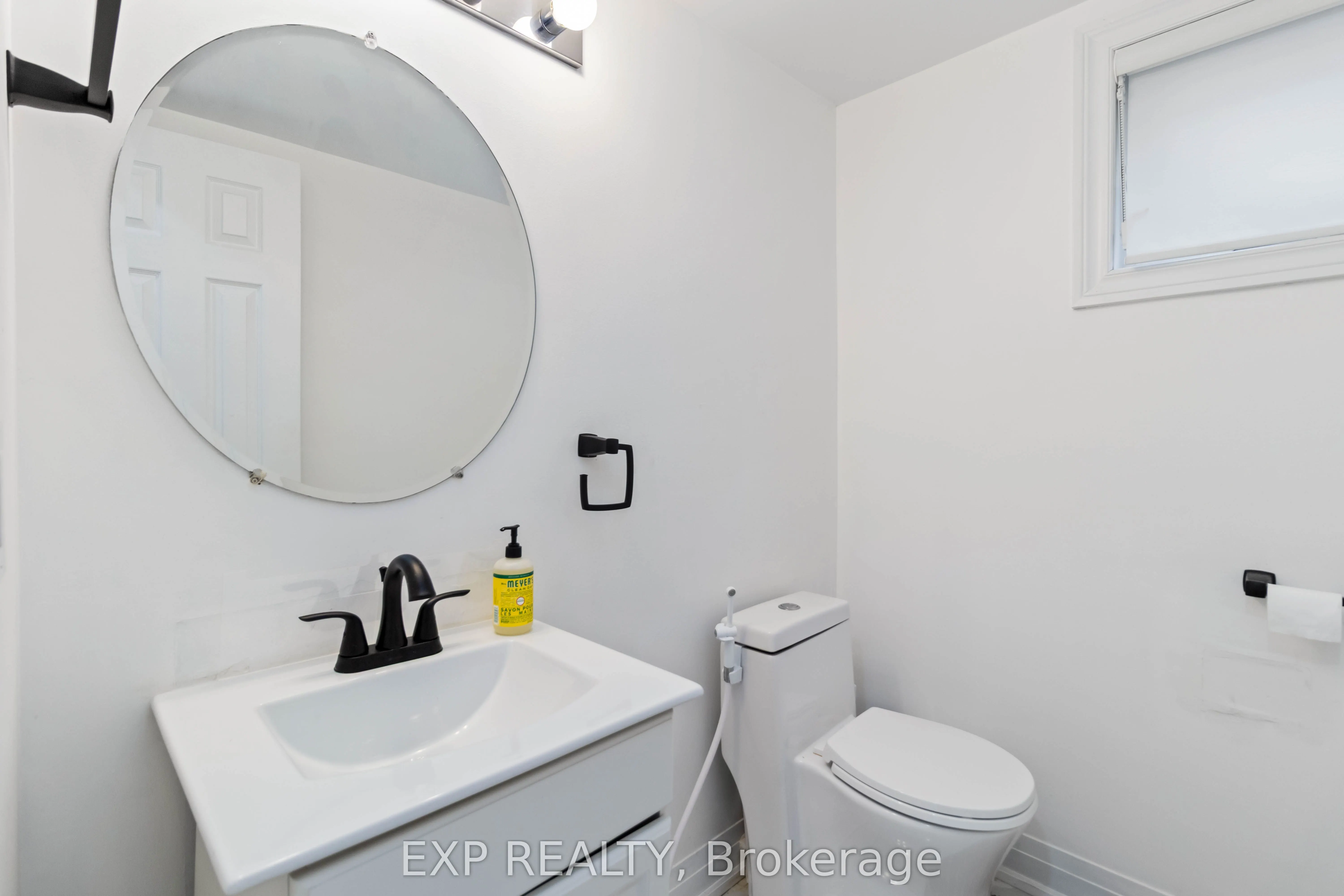 27 Cheviot Crescent