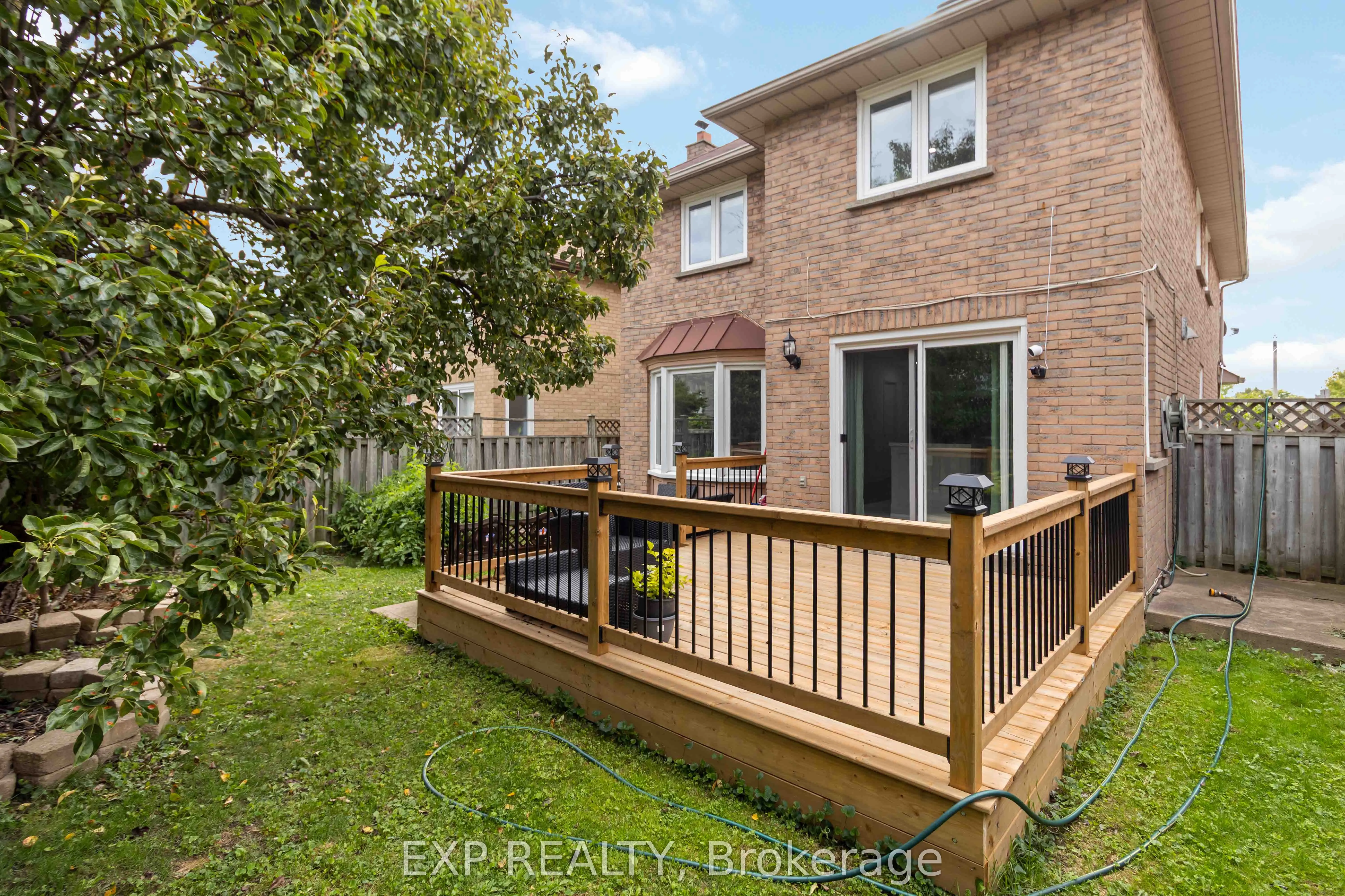 27 Cheviot Crescent