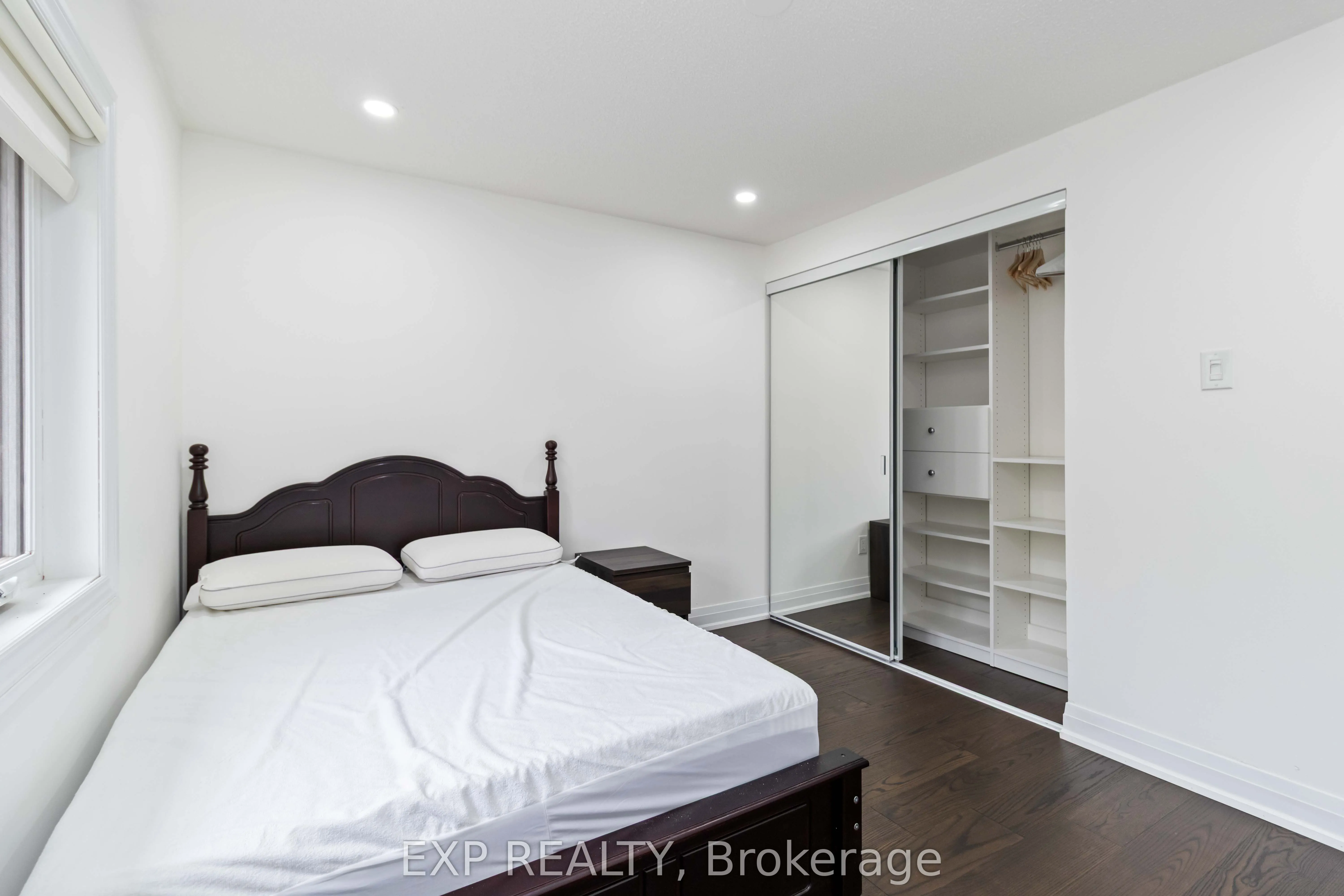 27 Cheviot Crescent