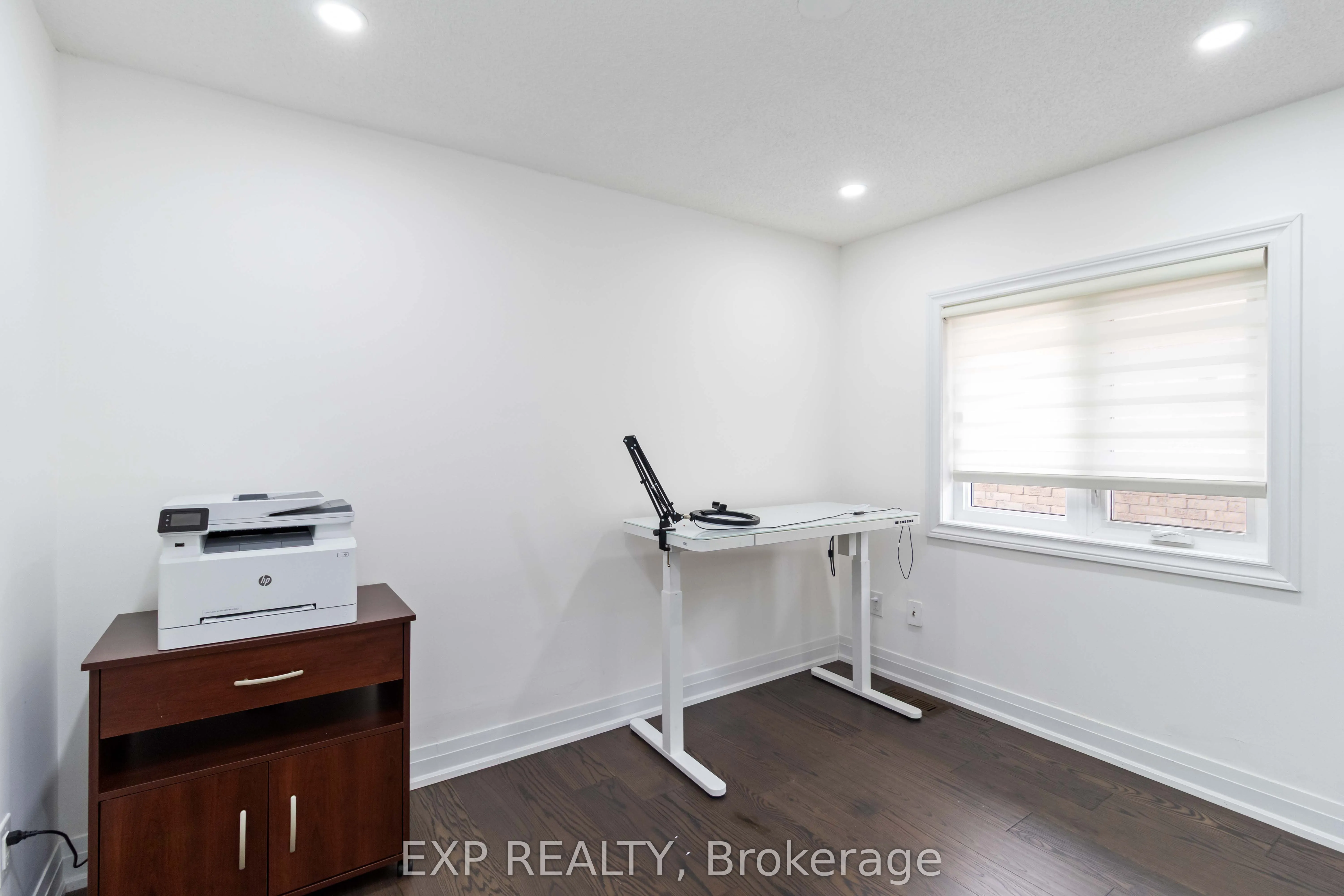 27 Cheviot Crescent
